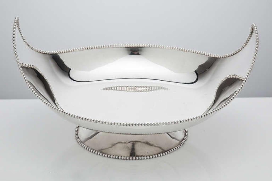 English Silver Bowl Sheffield, 1913 by Maxfield & Sons Ltd. In Excellent Condition In London, GB