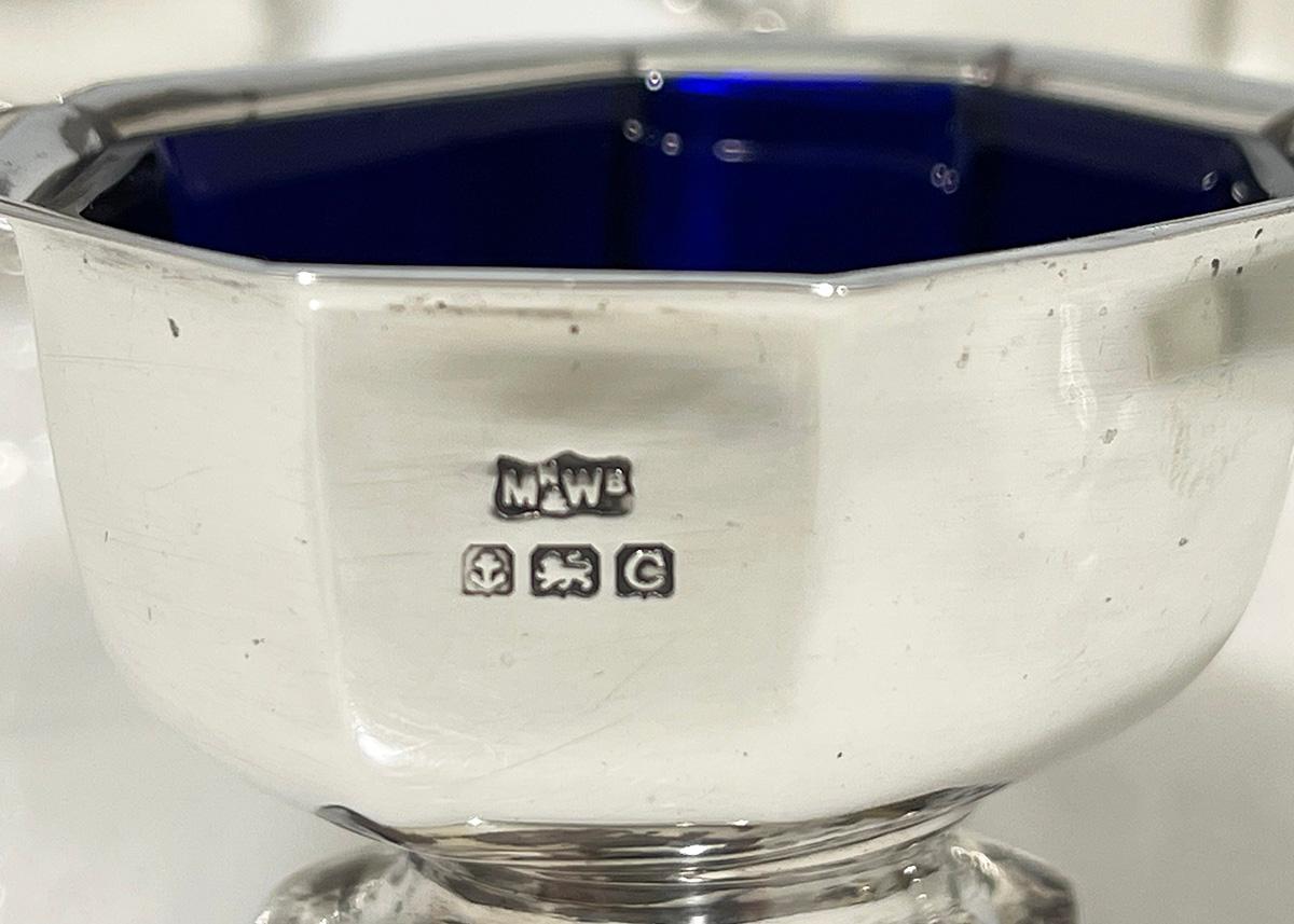 English Silver condiment set by Mappin & Webb, Birmingham, 1927 For Sale 1