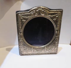 Englischer gehämmerter englischer Fotorahmen aus Silber, Kitney & Co Silberschmiedeeisen, Rokoko, Kitney & Co