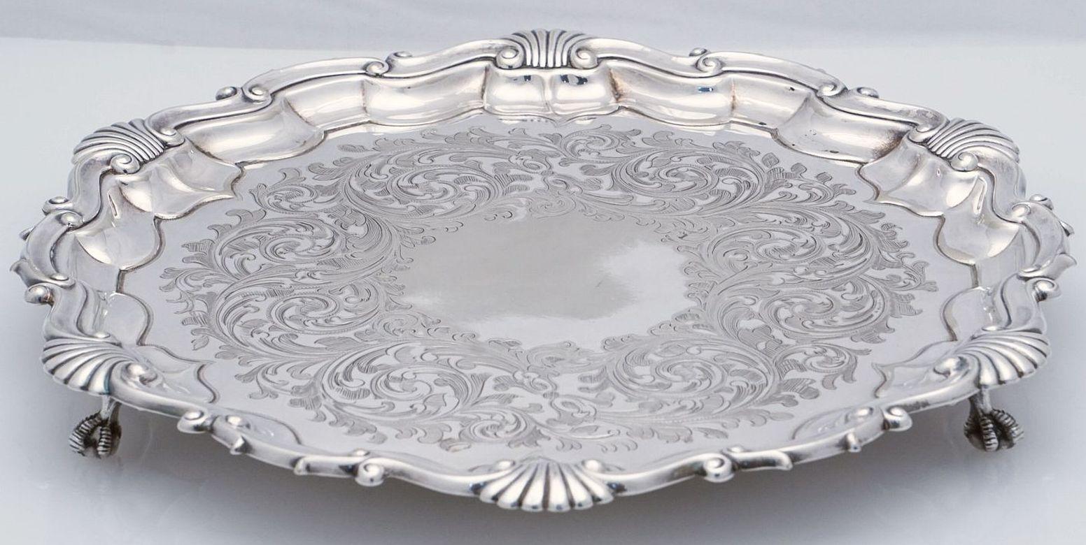 English Silver Footed Tray or Salver with Seashell Motif For Sale 4