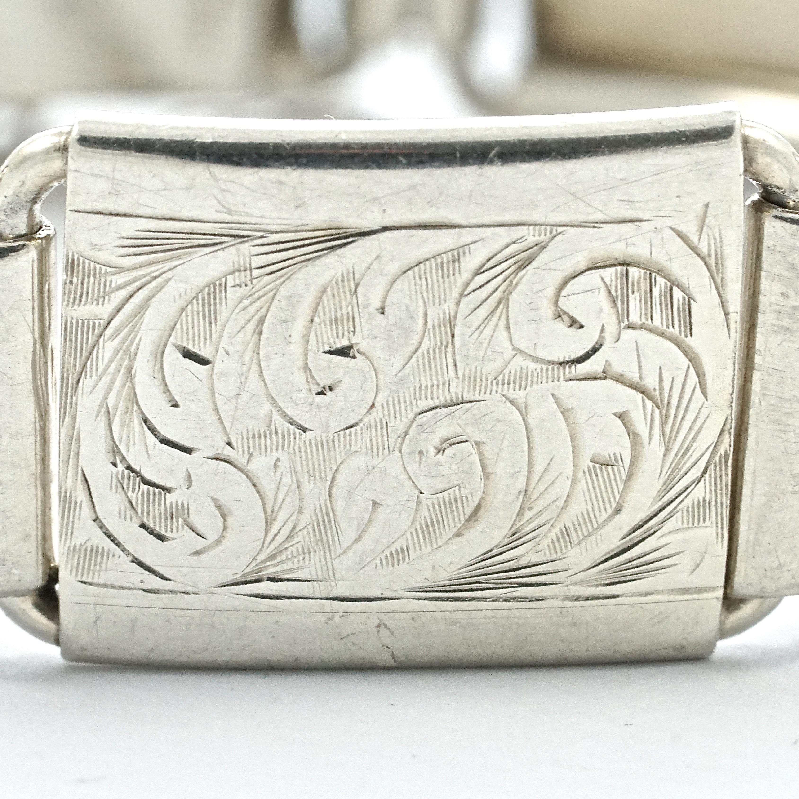 Women's or Men's English Silver Hand Engraved Scroll Panel Link Bracelet circa 1960s For Sale
