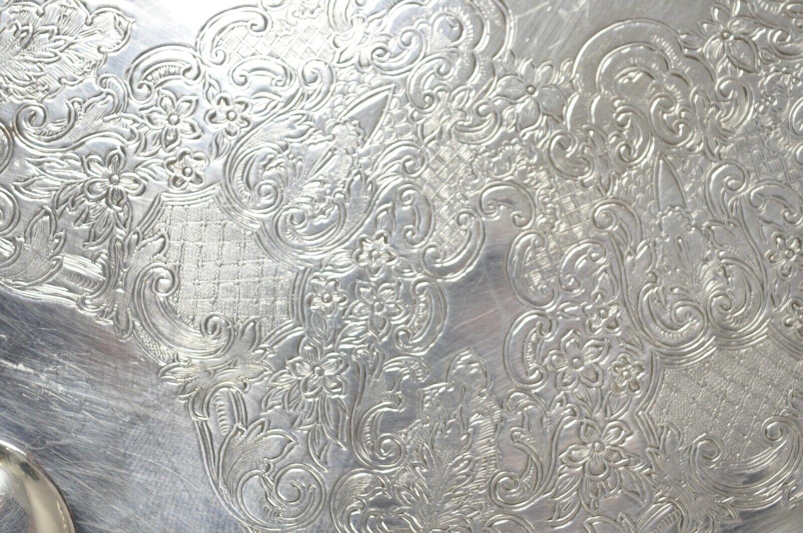 English Silver Mfg Corp Silver Plated Round Regency Style Platter Tray In Good Condition In Philadelphia, PA