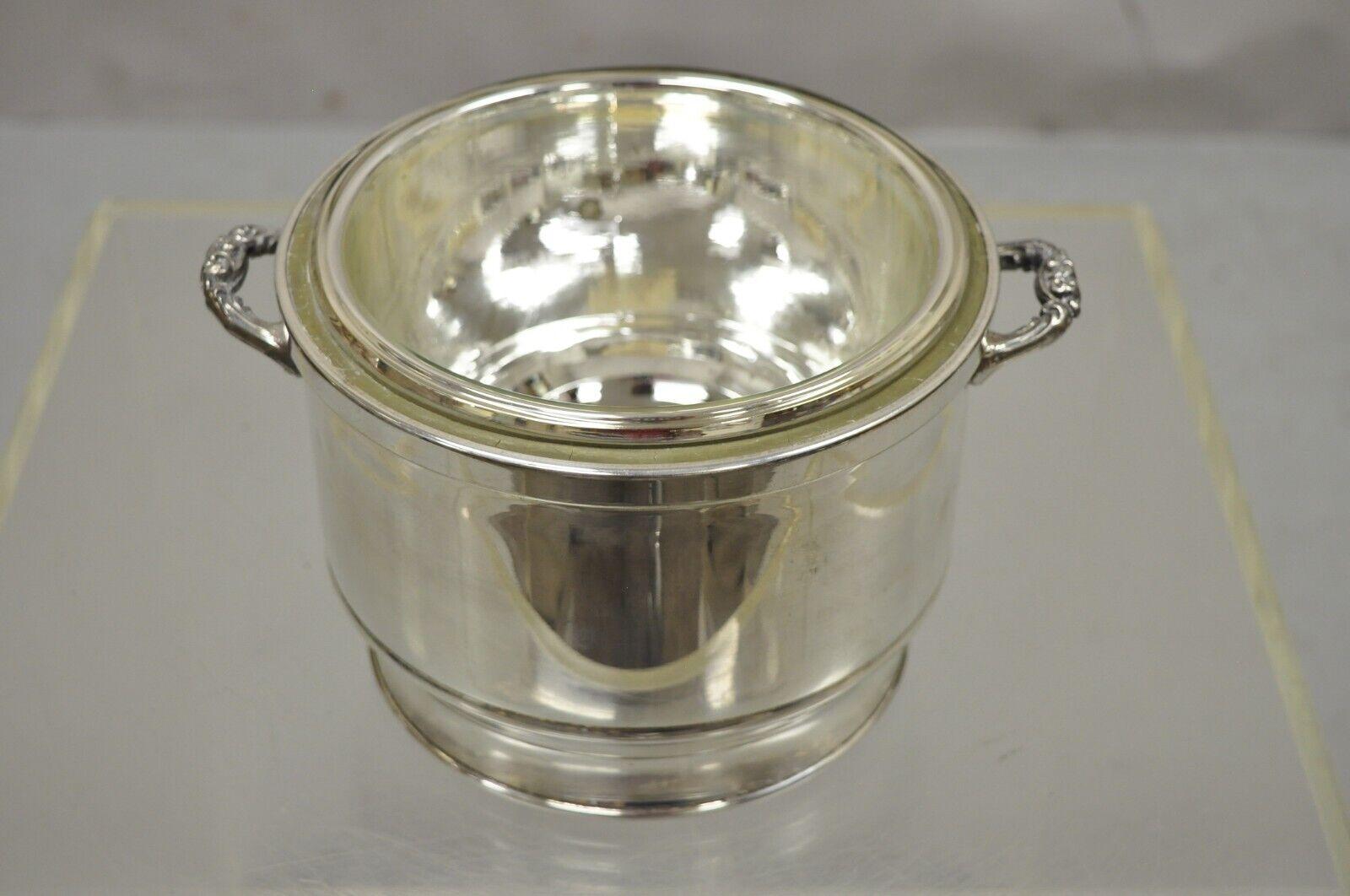 English Silver Mfg Mercury Glass Insulated Liner Lidded Silver Plate Ice Bucket In Good Condition In Philadelphia, PA