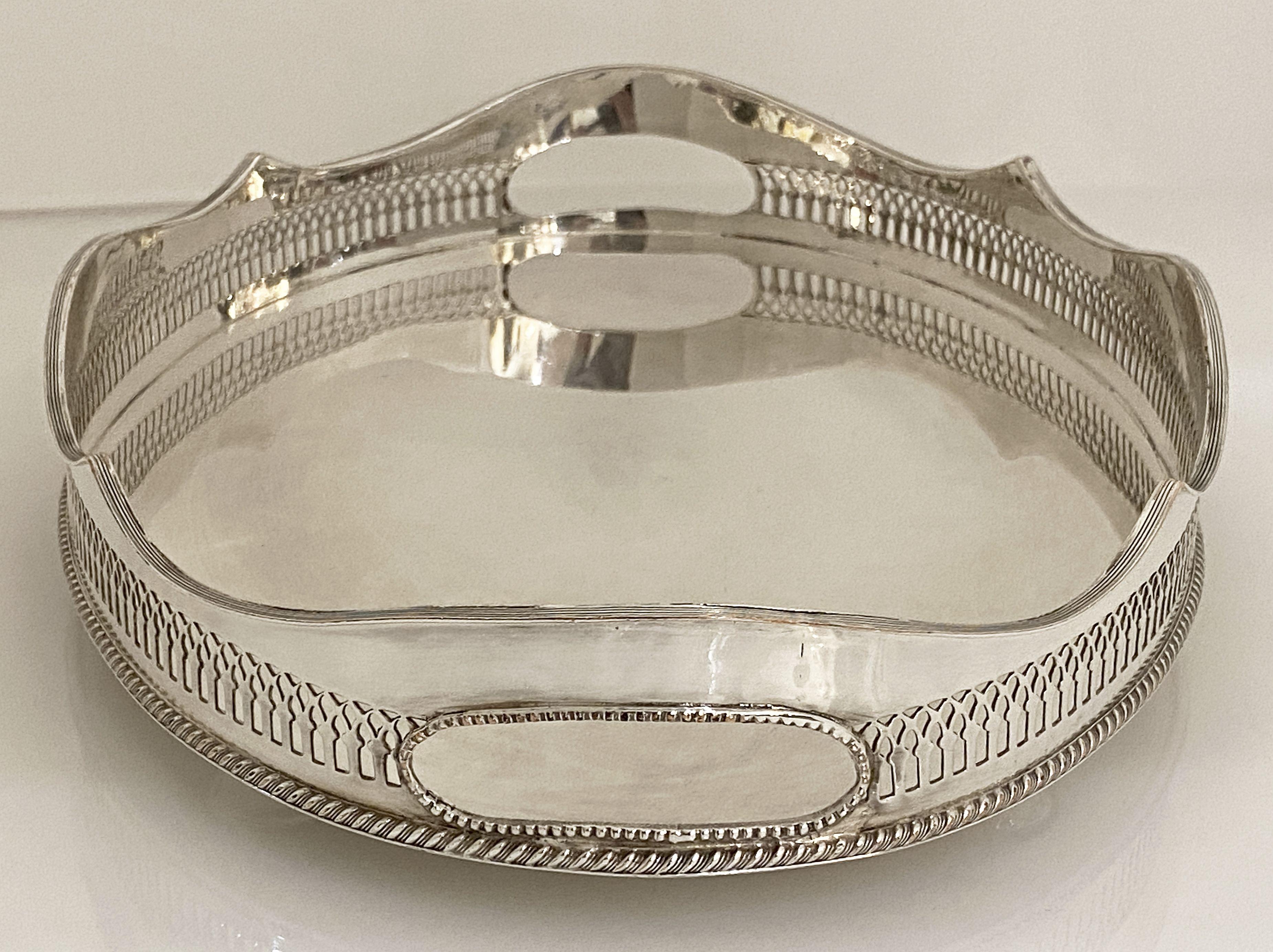 20th Century English Silver Oval Gallery Serving or Drinks Tray For Sale