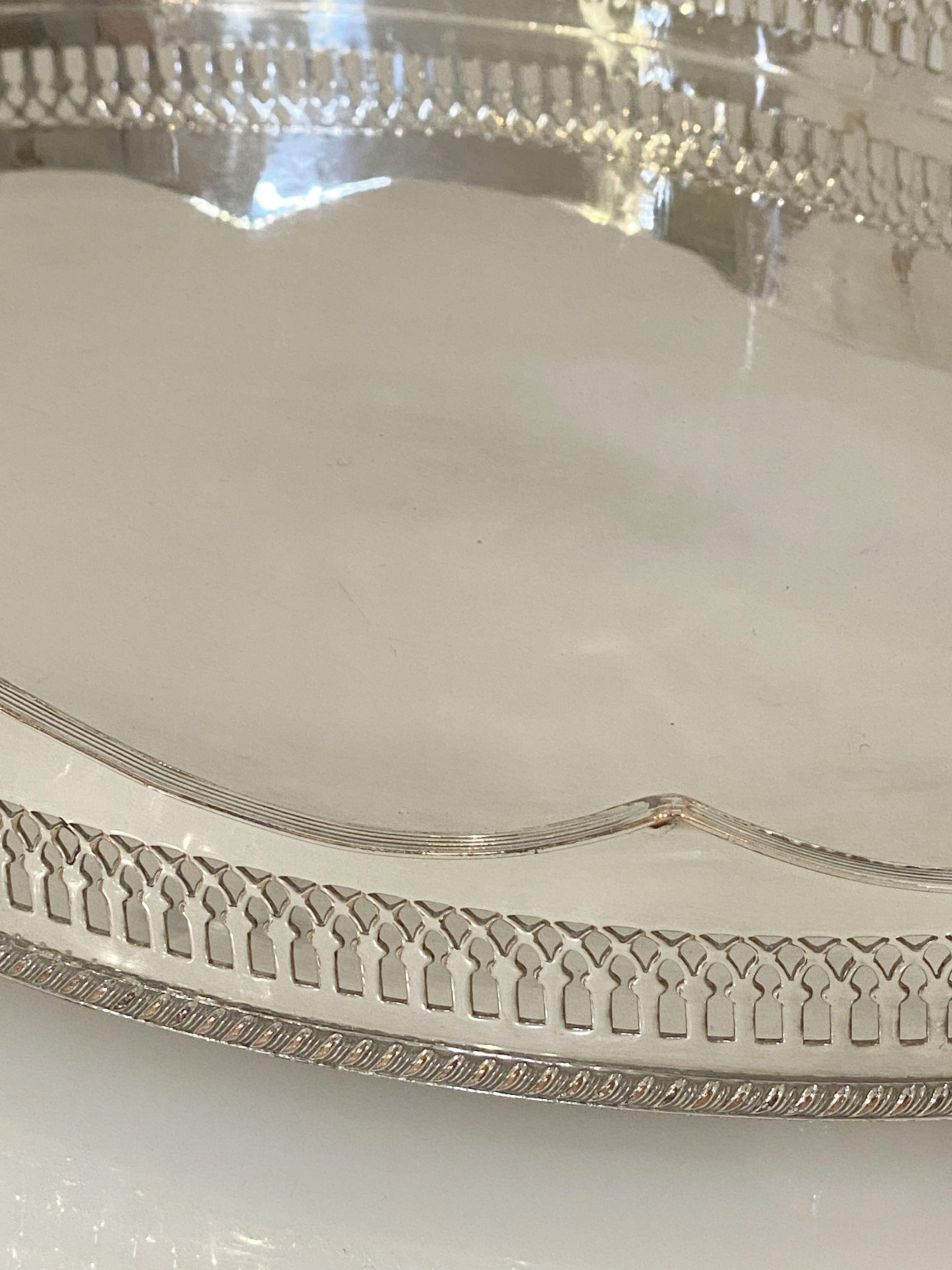 English Silver Oval Gallery Serving or Drinks Tray For Sale 2