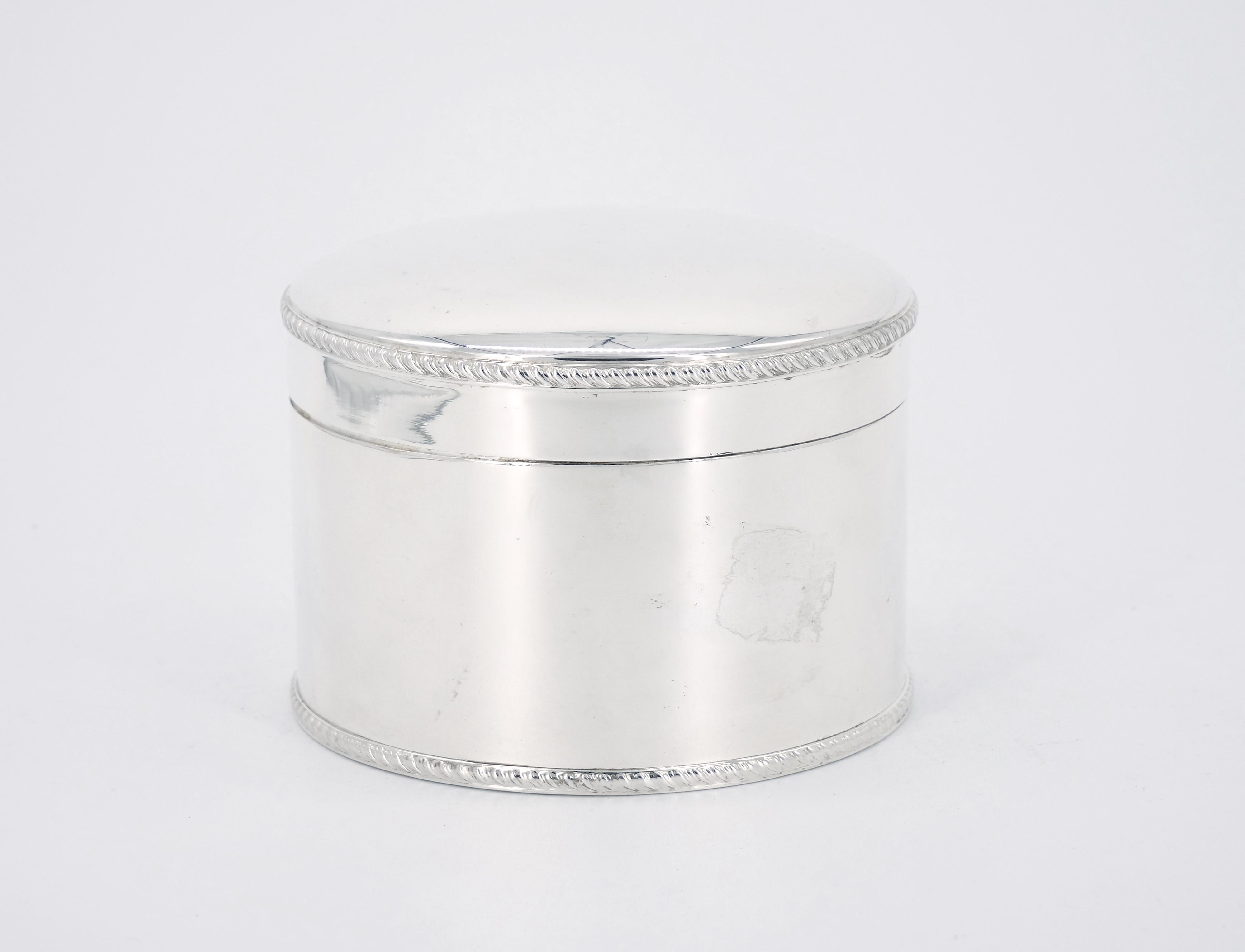 English Silver Plate Art Deco Style Round Shape Covered Cigarette Box For Sale 7
