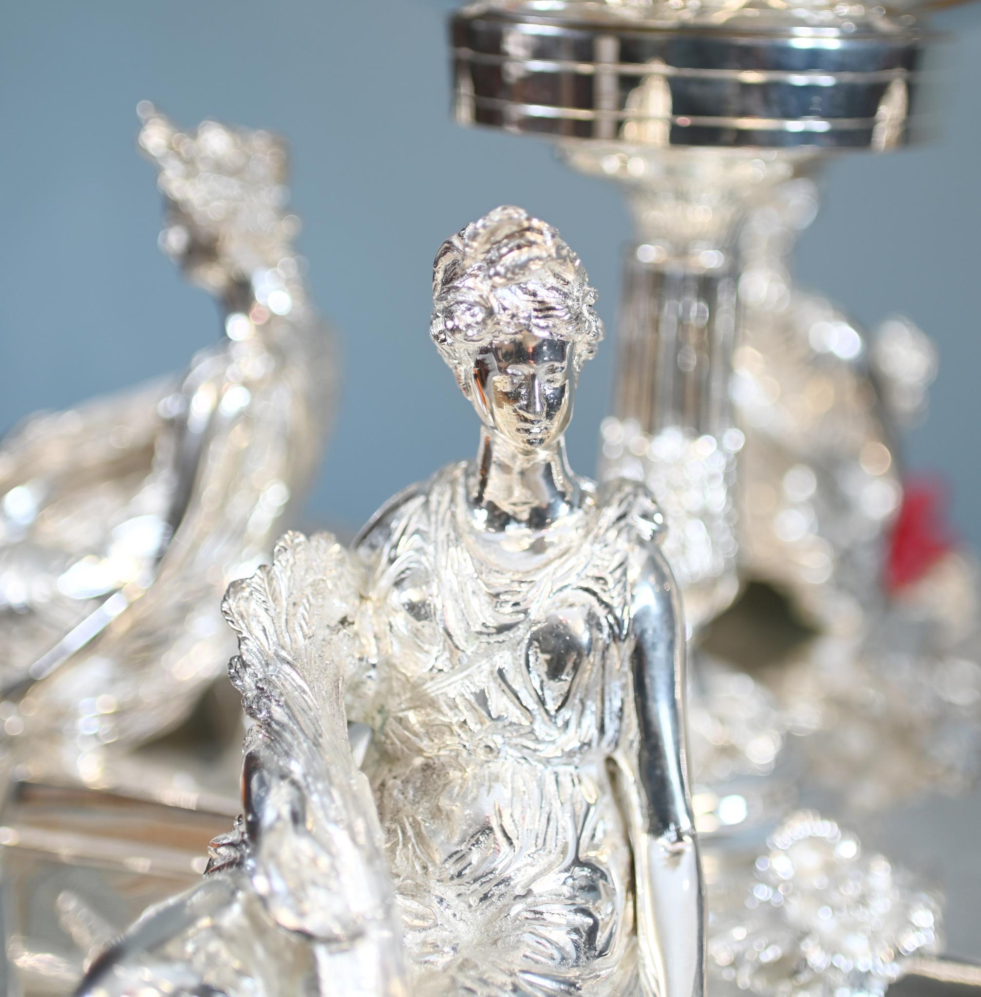 English Silver Plate Centrepiece Monumental Platter Dish Epergne 1930 For Sale 4