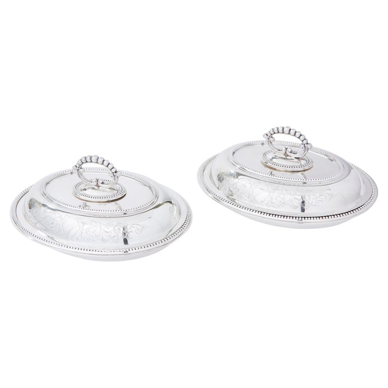 English Silver Plate Covered Pair Entree Dishes For Sale at 1stDibs