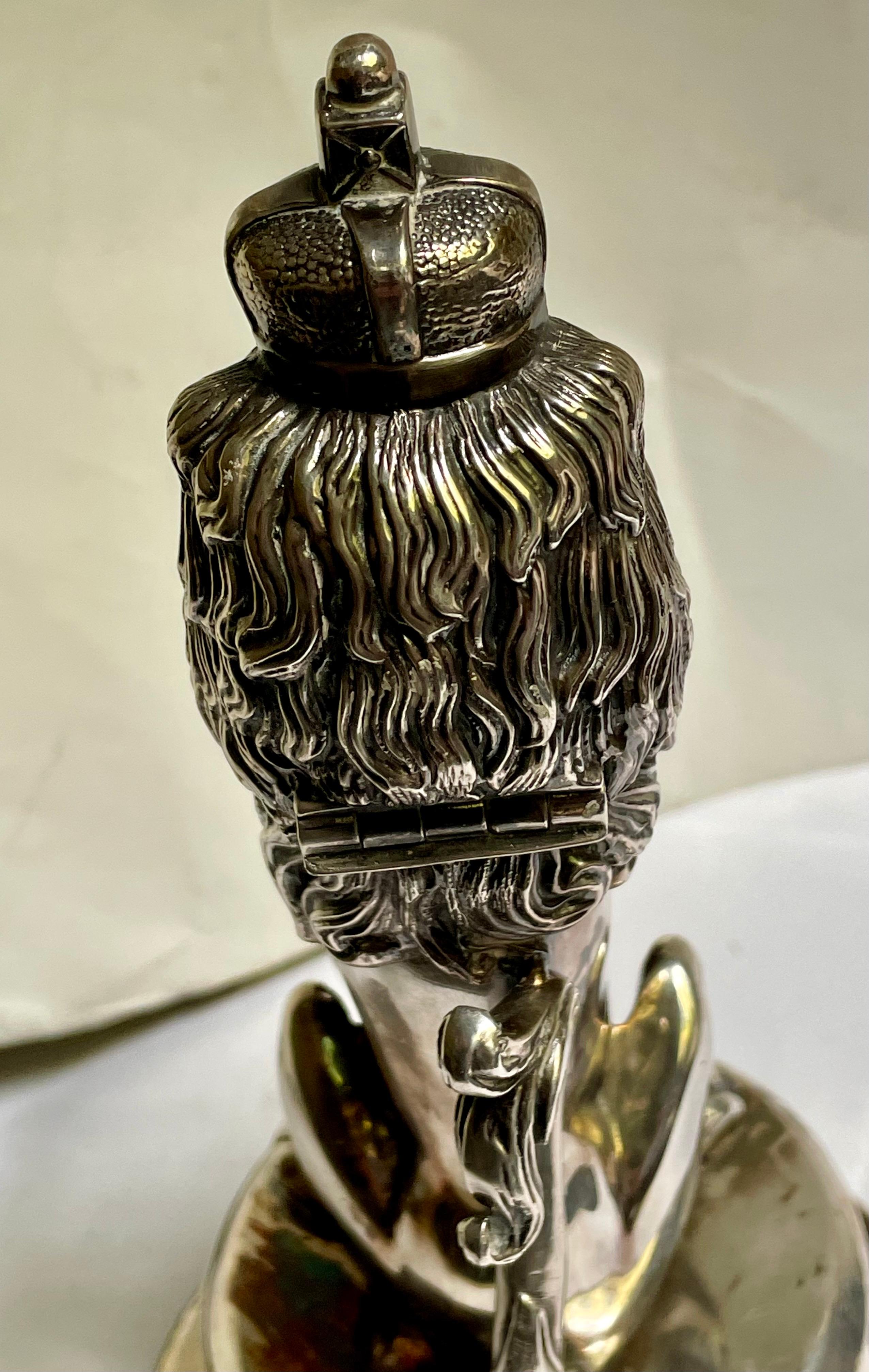 Englisch Silber Platte figuralen Löwen Tintenfass Halter im Angebot 6