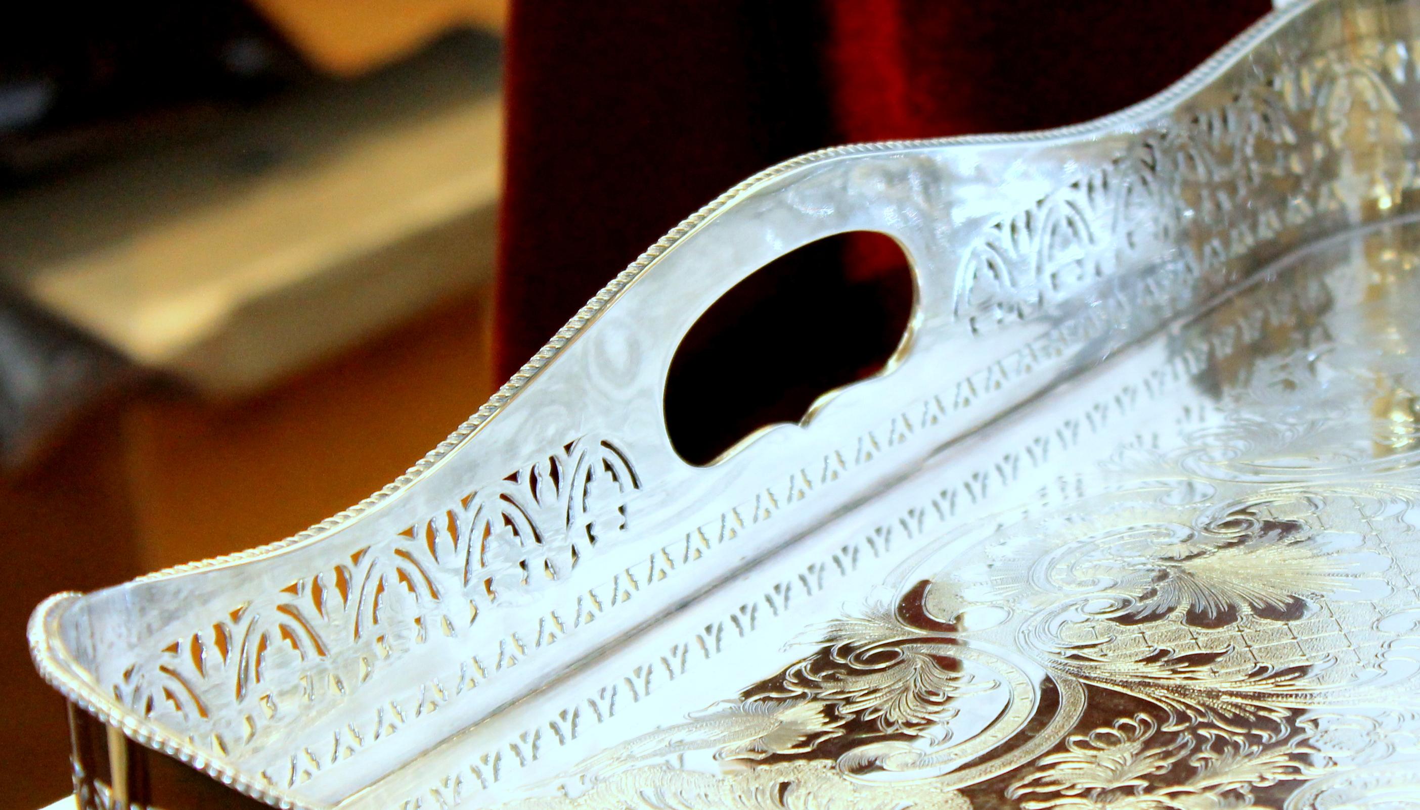 English Silver Plate Pierced Border Rectangular Gallery Tray, Ellis Silver Co. In Excellent Condition In CHARLESTON, SC