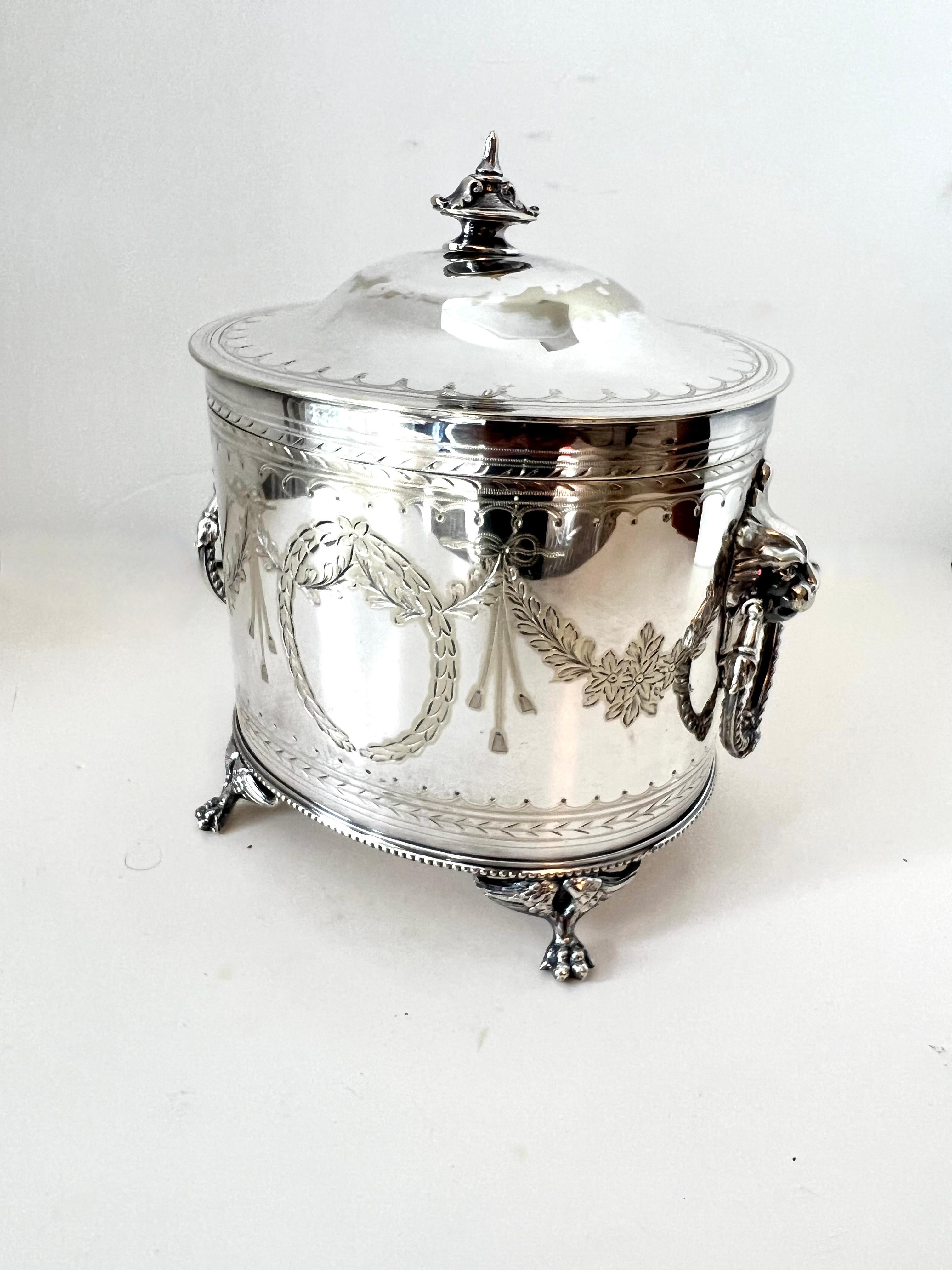 English Silver Plate Tea Caddy with Lion and Ring Handles In Good Condition For Sale In Los Angeles, CA