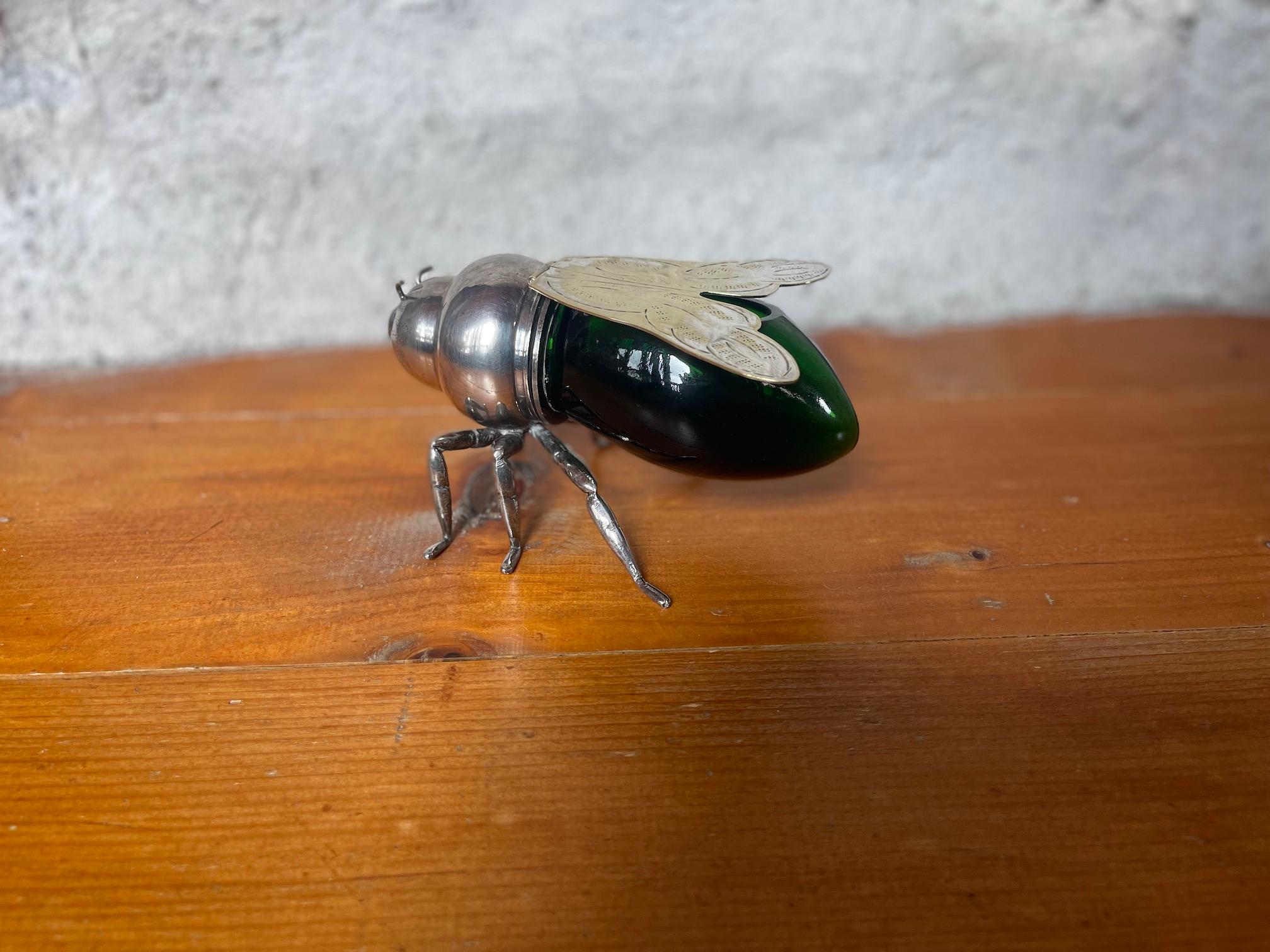 English Silver-Plated and Green Glass Bee Honey Pot, circa 1900 For Sale 2