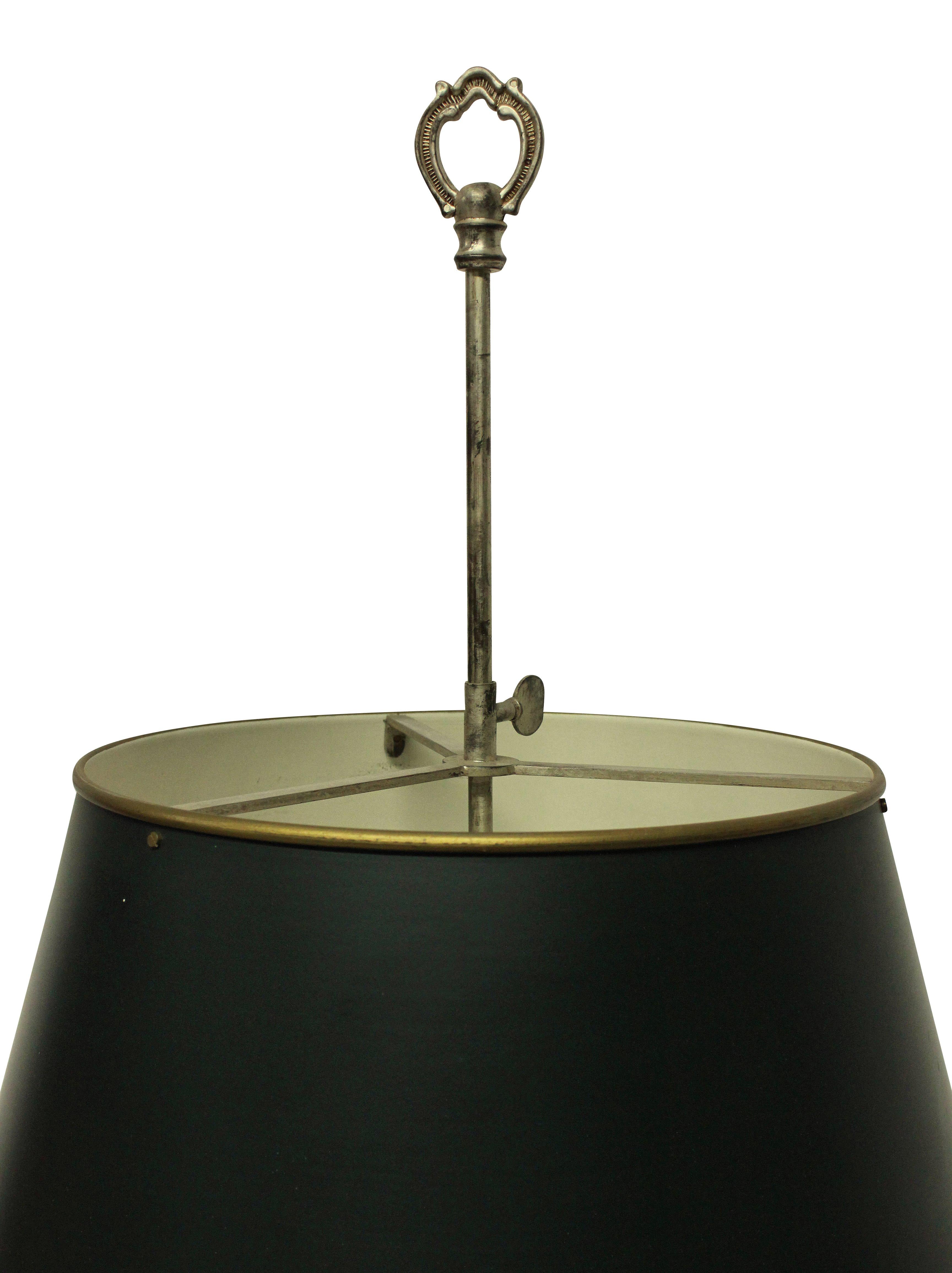 Argenté Lampe bouillotte anglaise en bronze plaqué argent en vente