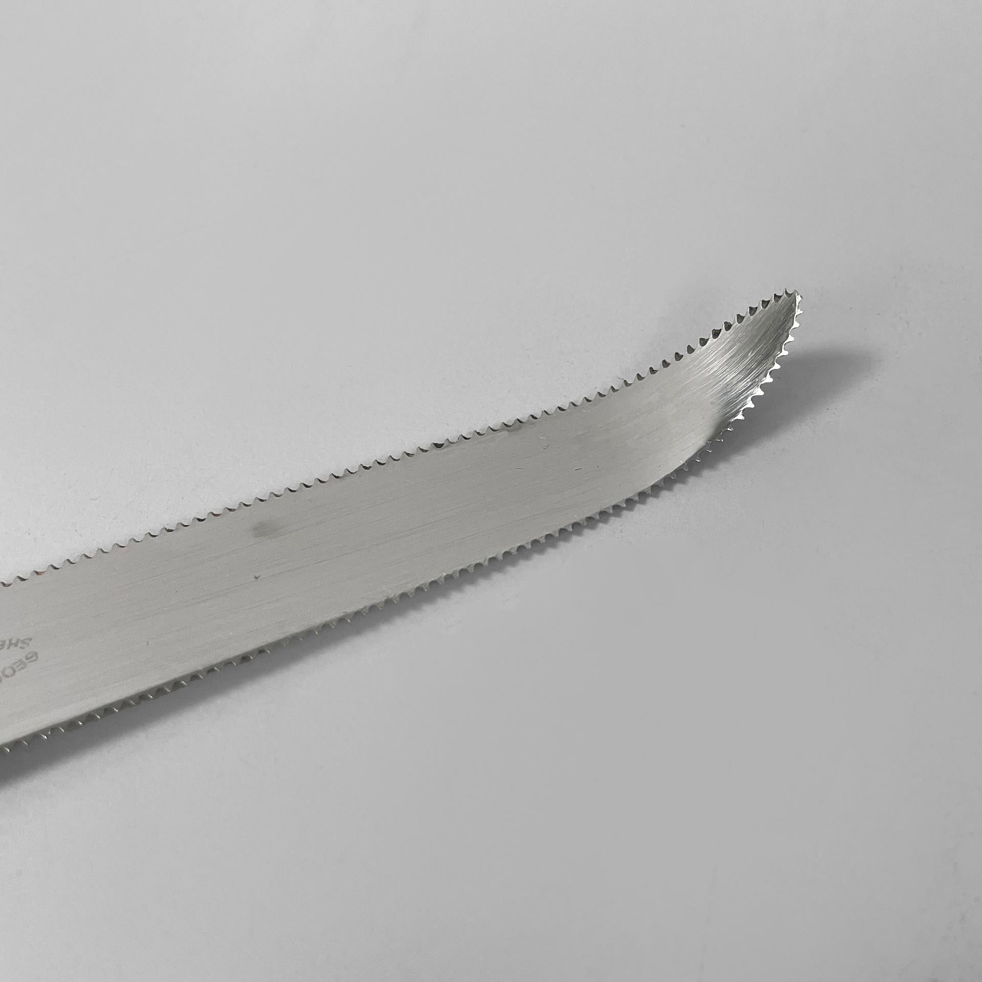 Englisches versilbertes Grapefruitmesser und -löffel von George Buttler, 1950er Jahre (Metall) im Angebot