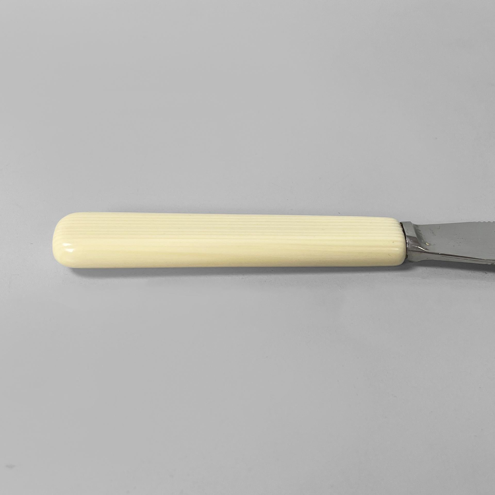 Englisches versilbertes Grapefruitmesser und -löffel von George Buttler, 1950er Jahre im Angebot 3