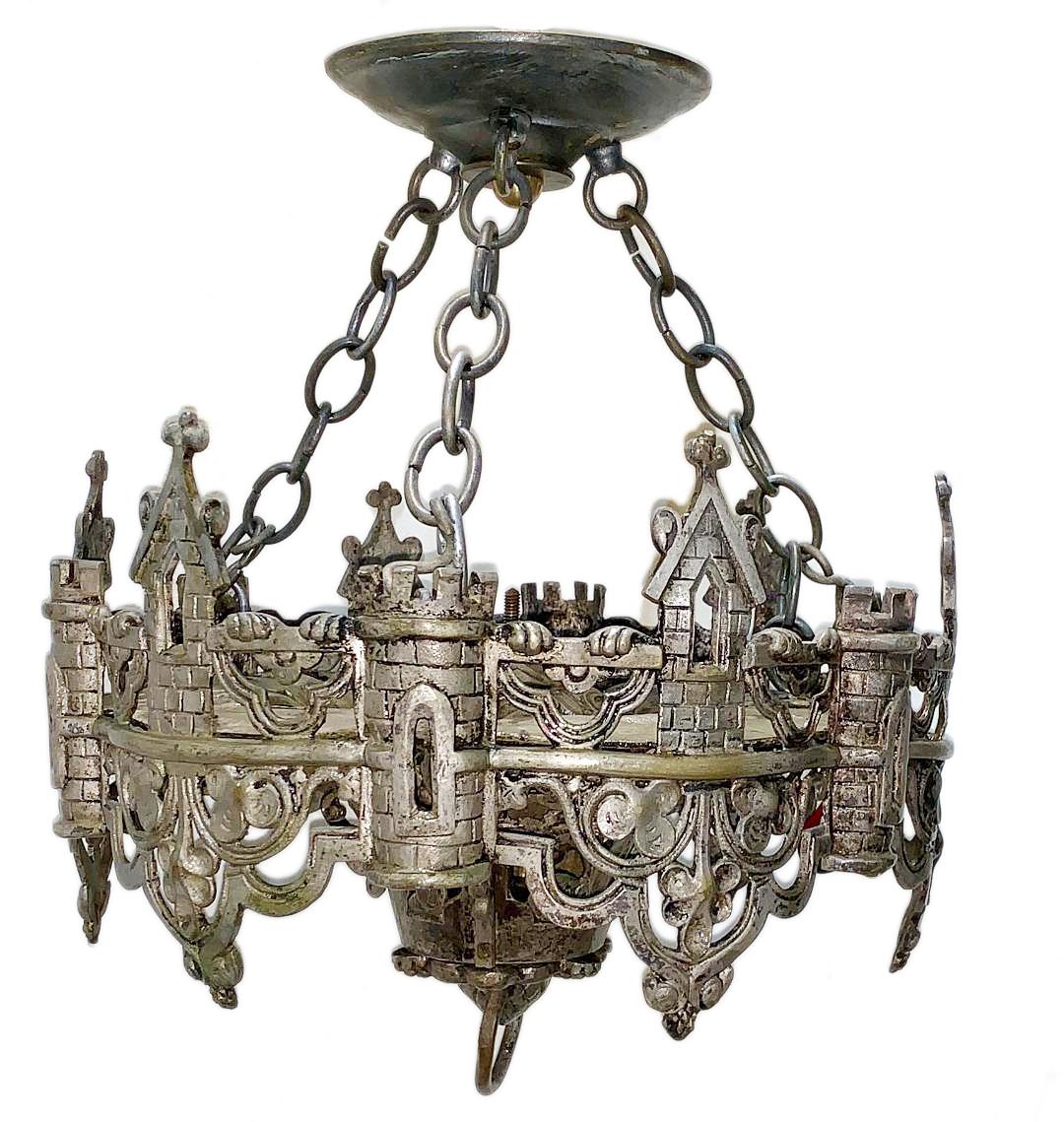 English Silver Plated Light Fixture In Good Condition For Sale In New York, NY
