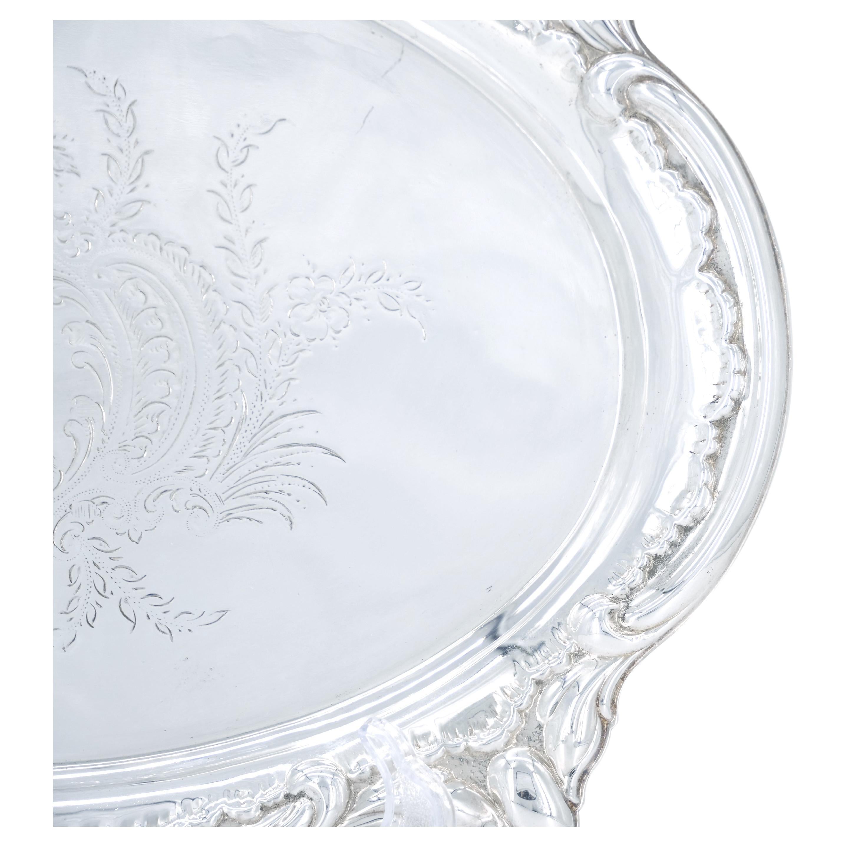 Hand-Crafted English Silver Plated Oval Shape Hand Decorated Interior Serving Tray For Sale