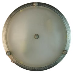 Flushmount inglés de cristal plateado y esmerilado con borde de llave griega 4 disponibles