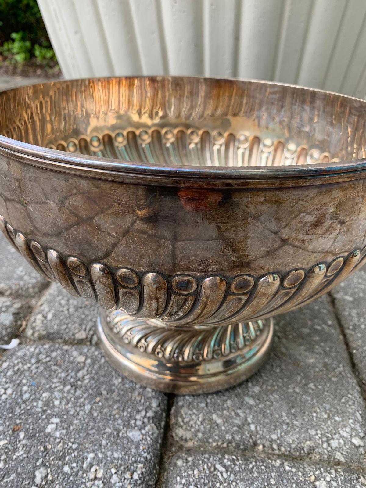 English Silvered Punch Bowl/Centerpiece by Mappin & Webb, circa 1930s 3