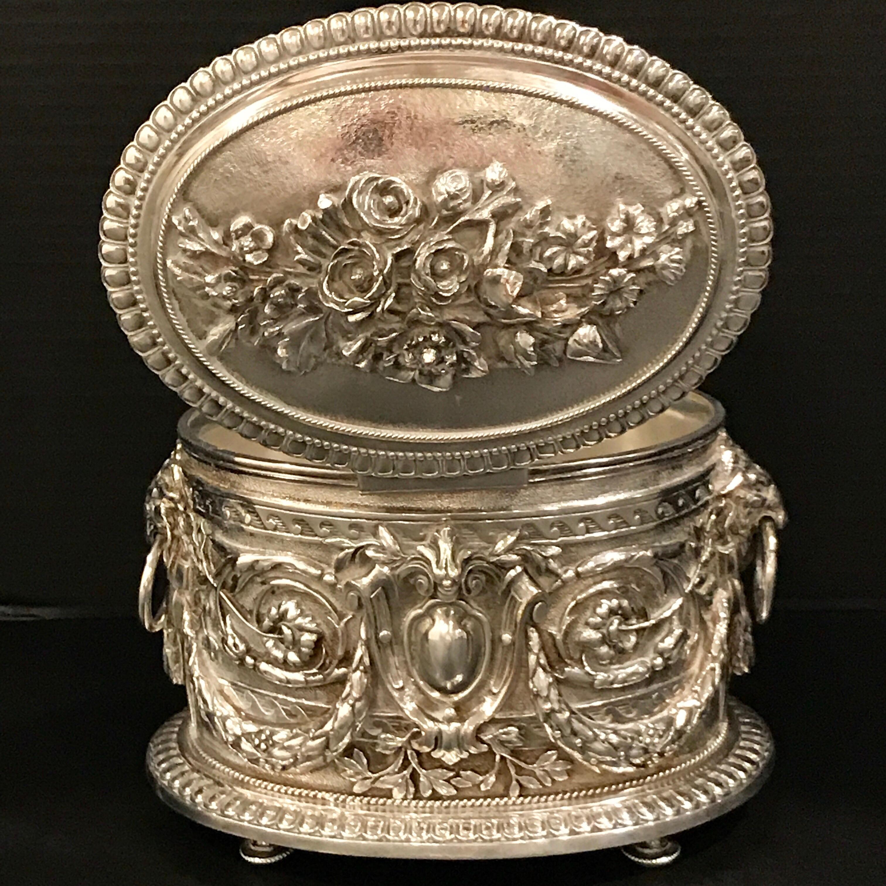 English Silverplated Ornate Table Box by Hukin and Heath 3