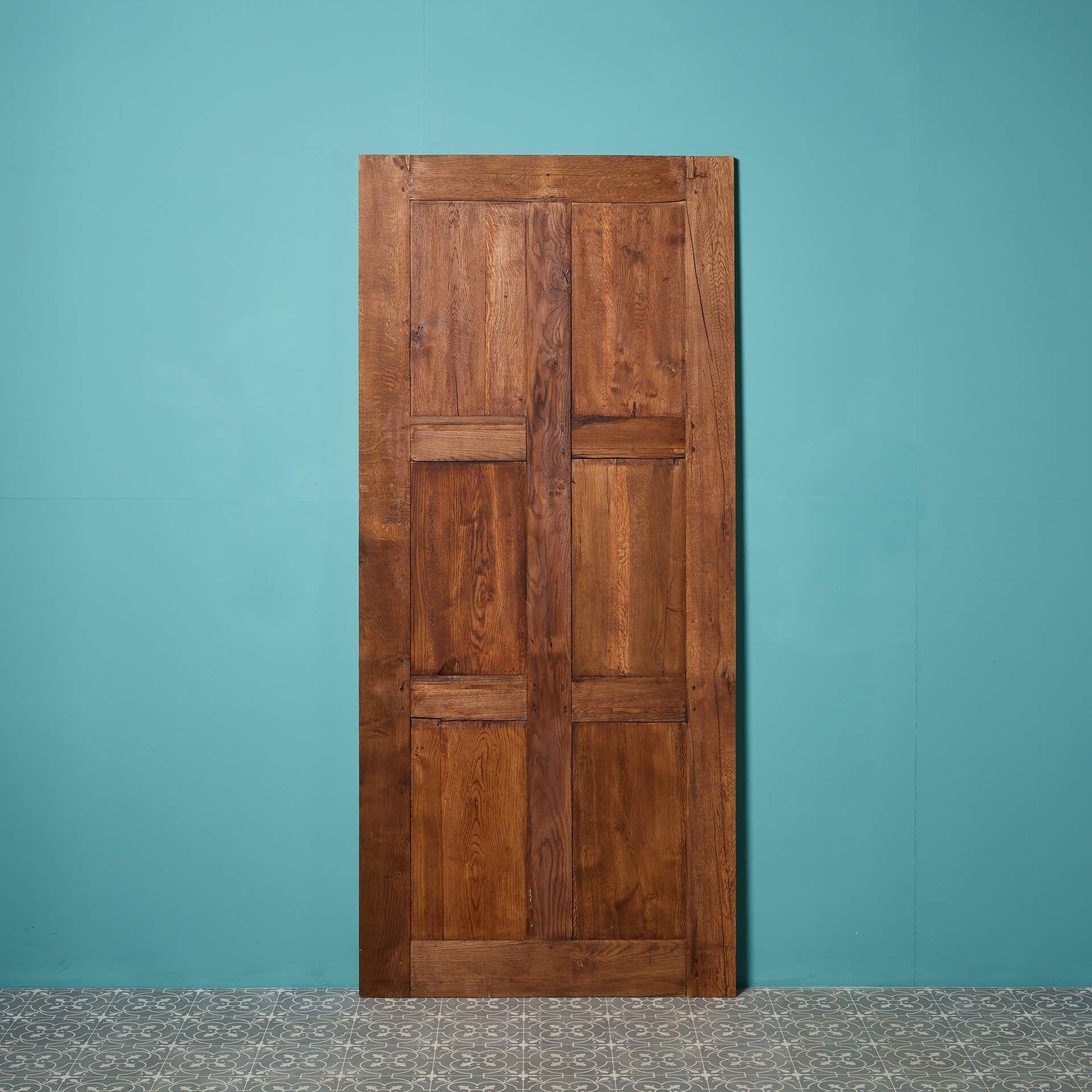 English Six Panel Reclaimed Oak Door In Fair Condition For Sale In Wormelow, Herefordshire