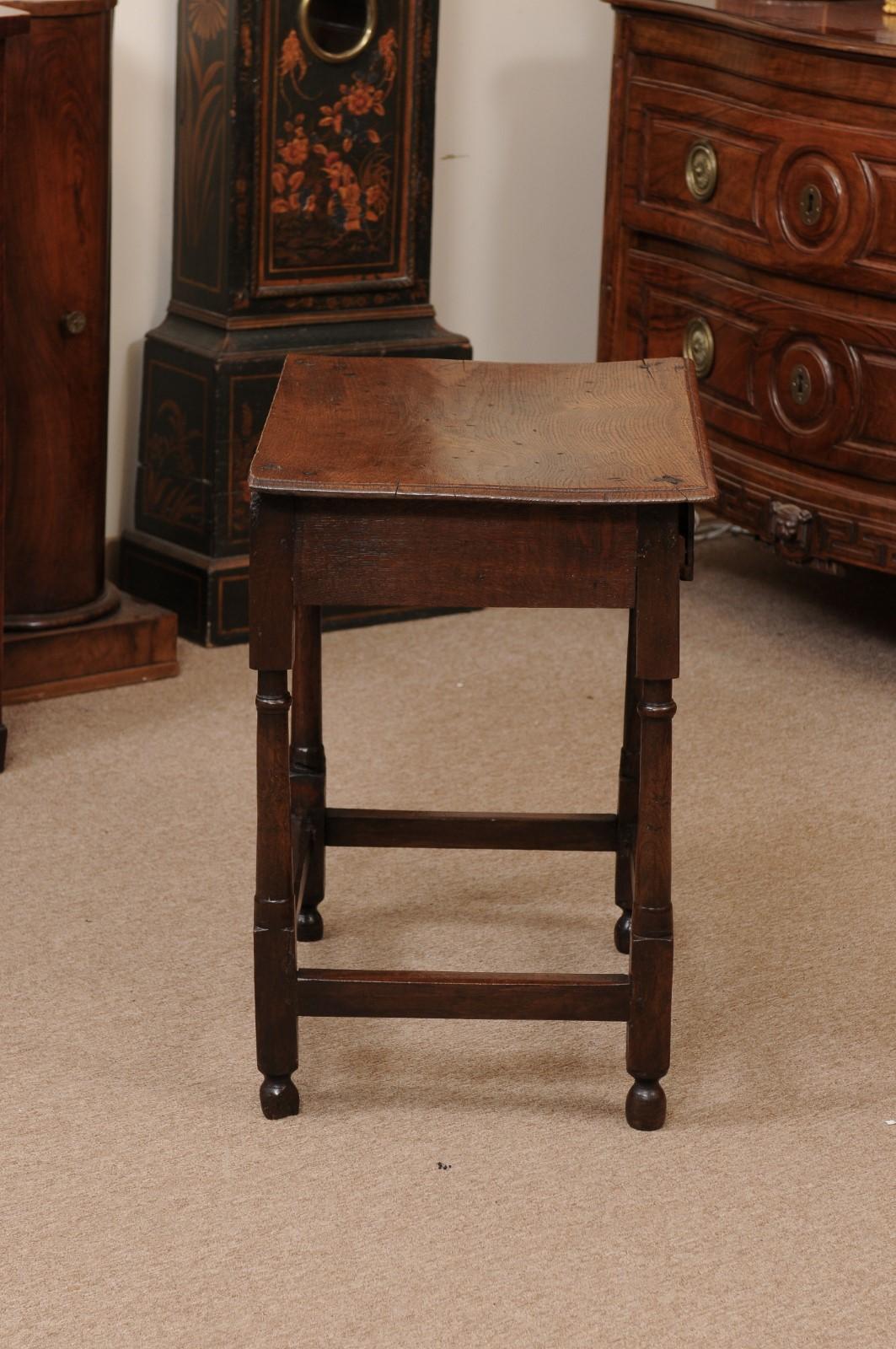 English Small 18th Century Oak Side Table with Drawer, Turned Legs 2