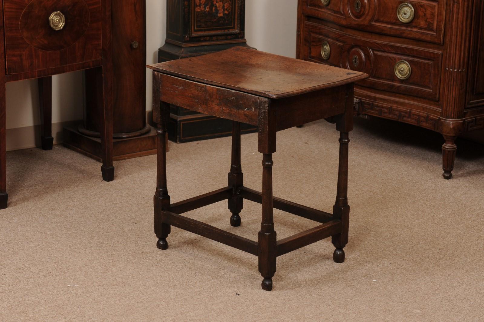 English Small 18th Century Oak Side Table with Drawer, Turned Legs 3