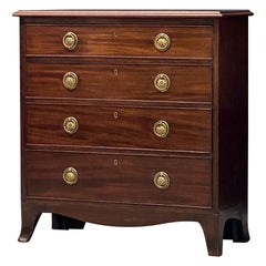English Small Chest of Drawers of Mahogany