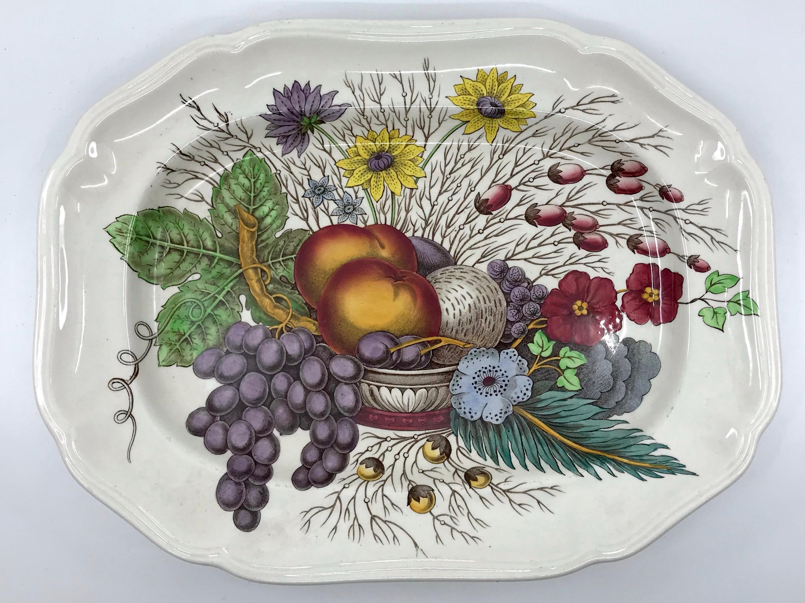 English Small Harvest Platter In Good Condition In New York, NY