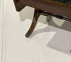 Table basse anglaise - XIXe siècle