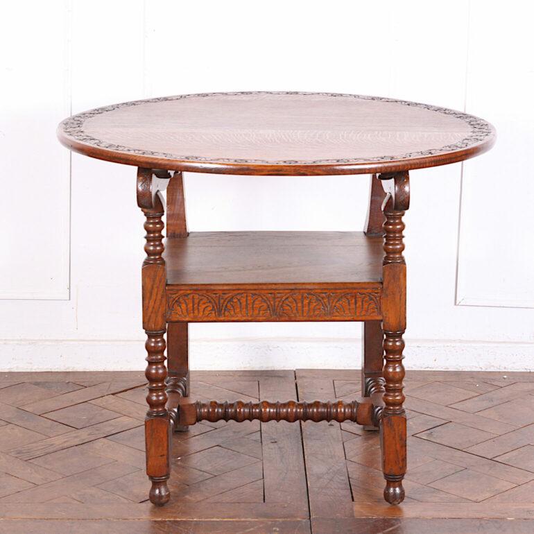 English Solid Oak Folding Table, Chair In Good Condition In Vancouver, British Columbia