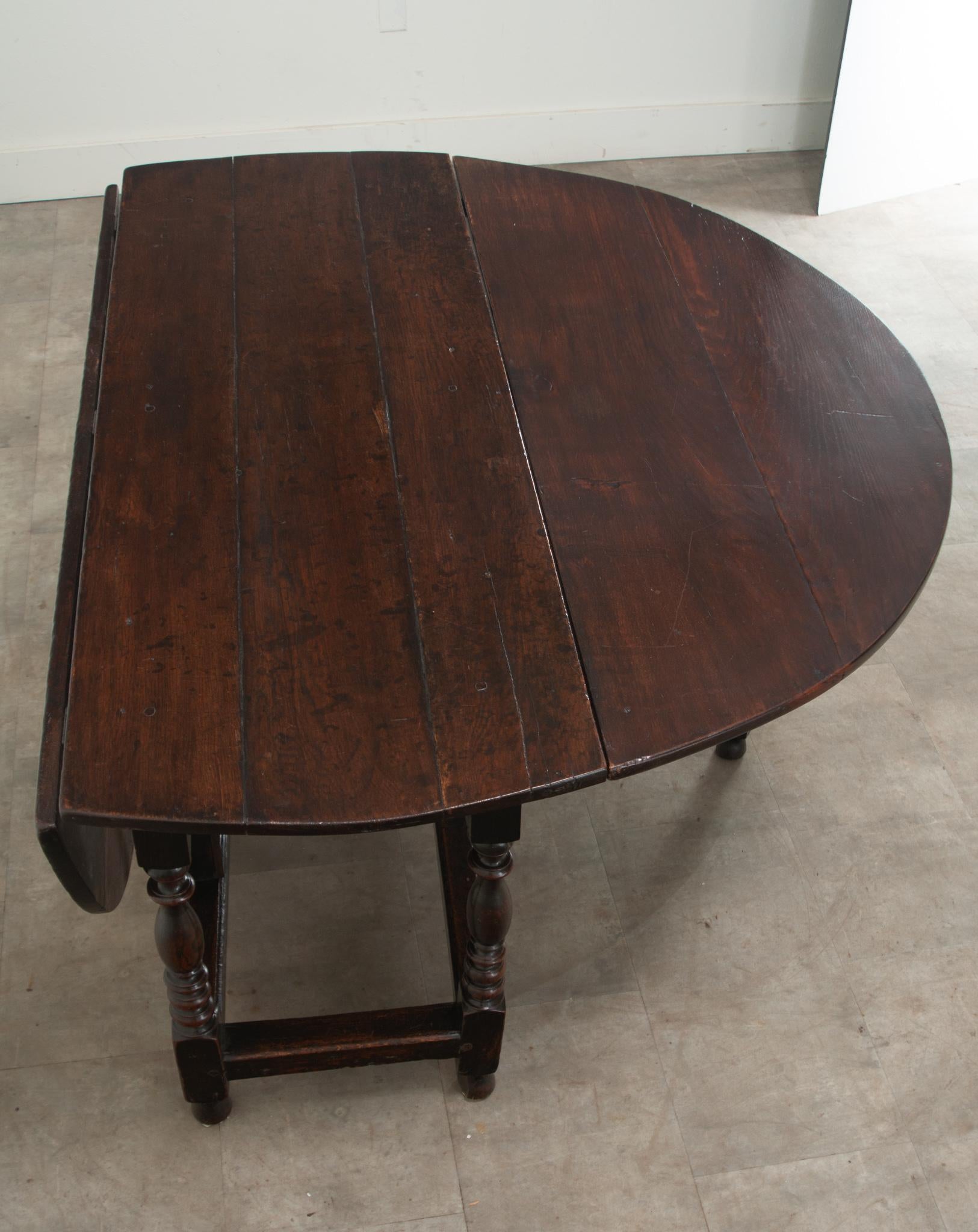 English Solid Oak Gateleg Drop Leaf Table For Sale 4