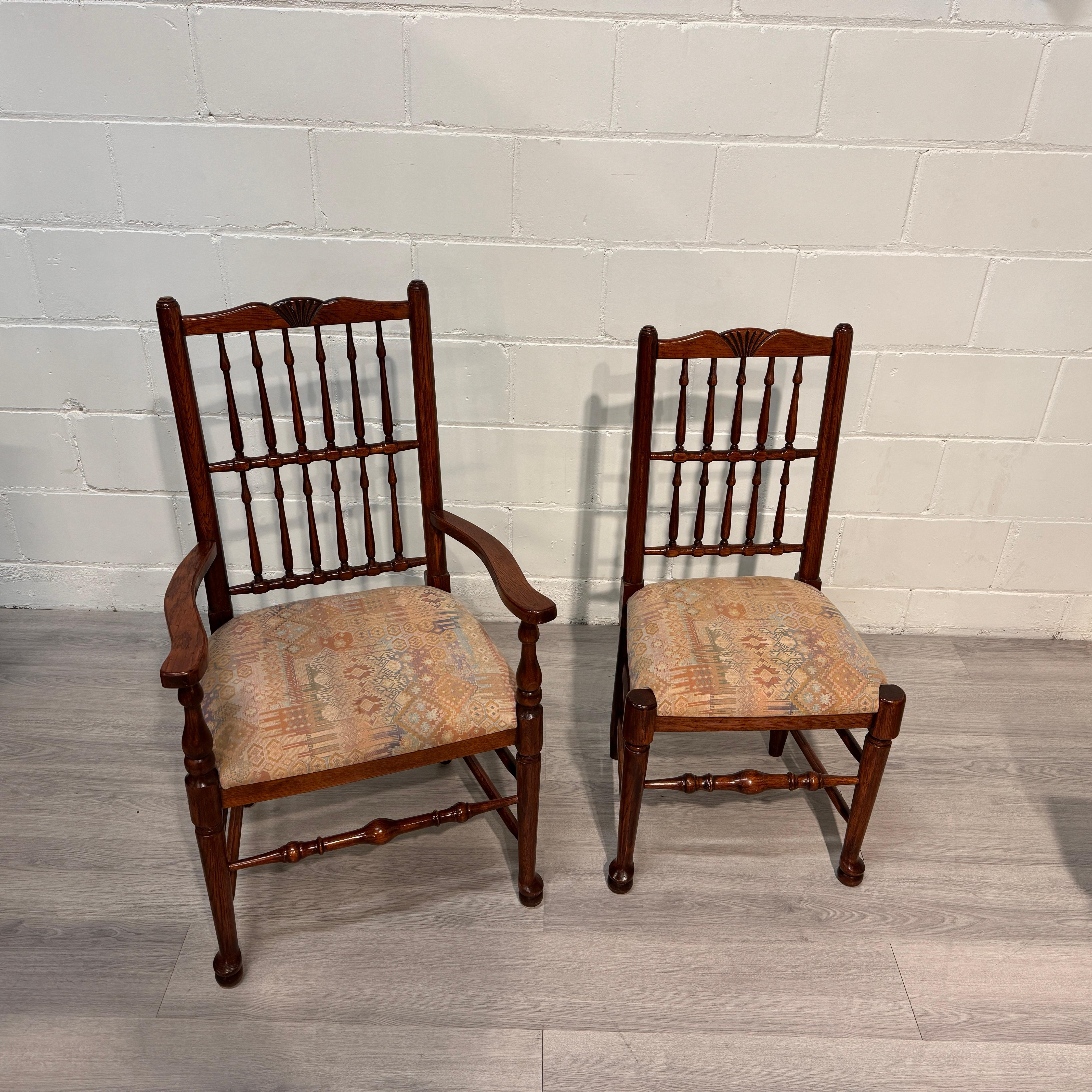 English Solid Oak Spindle Back Dining Chairs Set of 8 In Good Condition For Sale In Toronto, CA