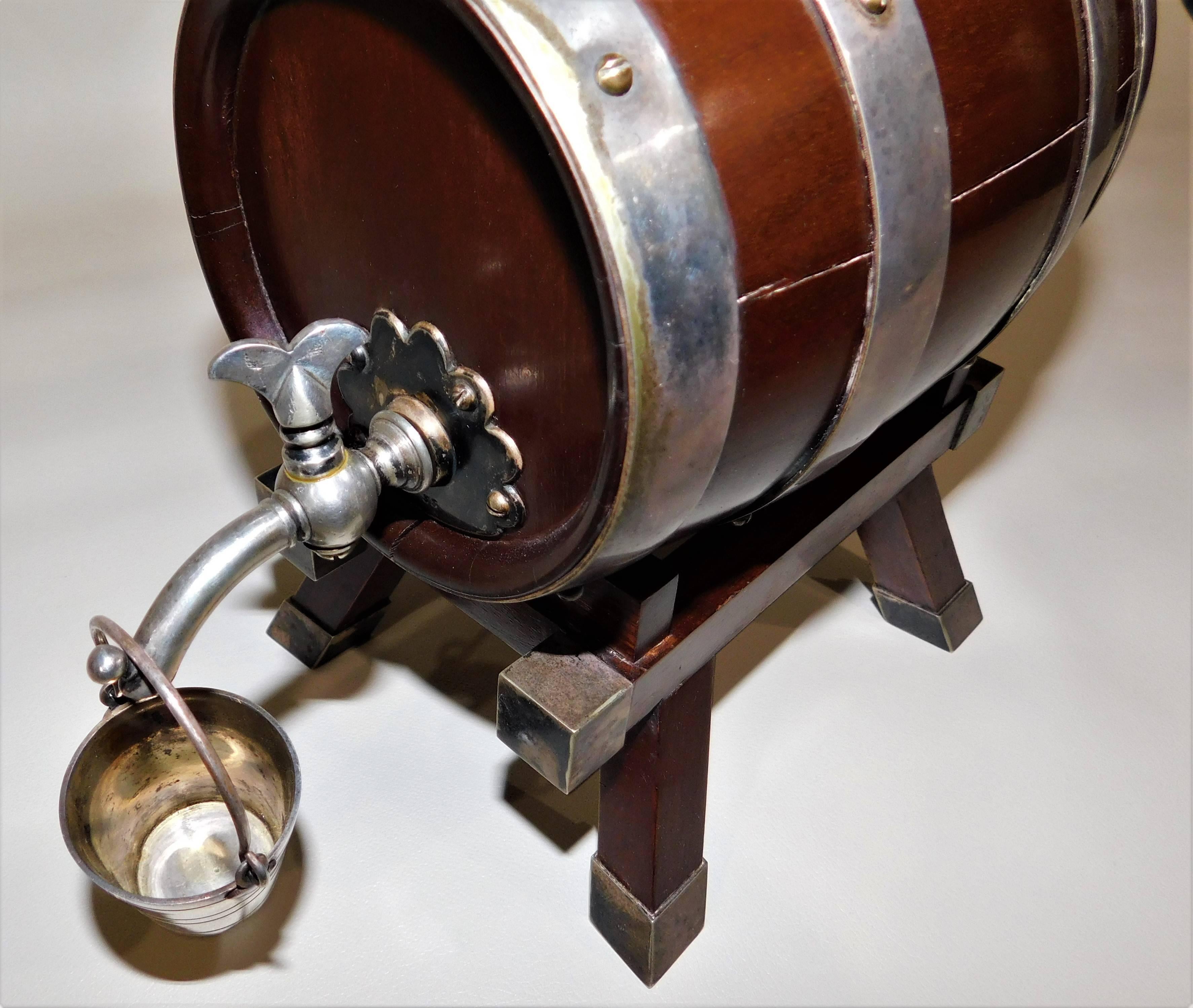 English Spirit Liquor Dispenser Cask Barrel 2