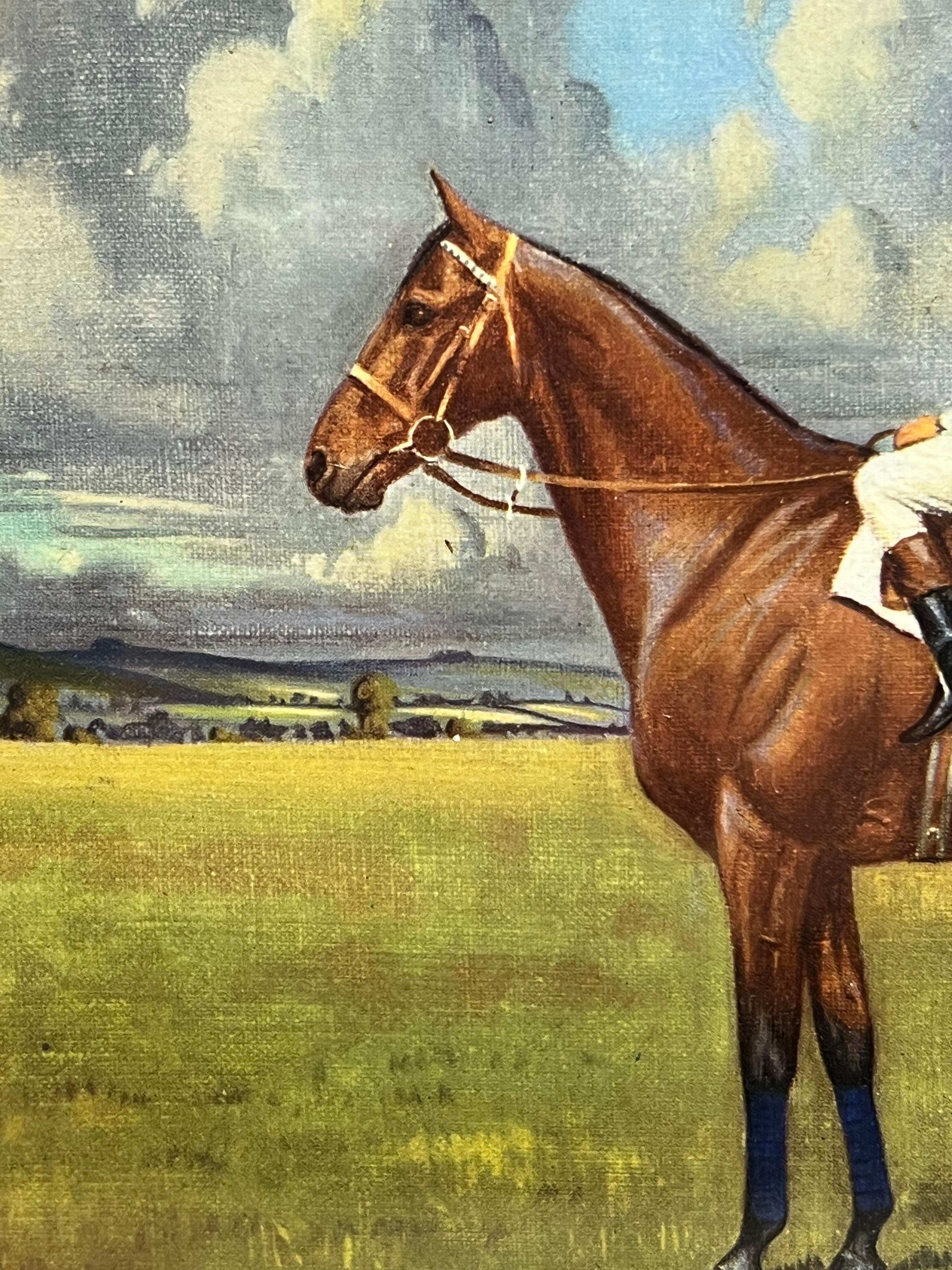 Cheval de course anglais avec jockey Up dans un paysage Huile signée du 20e siècle - Marron Animal Painting par English Sporting Art