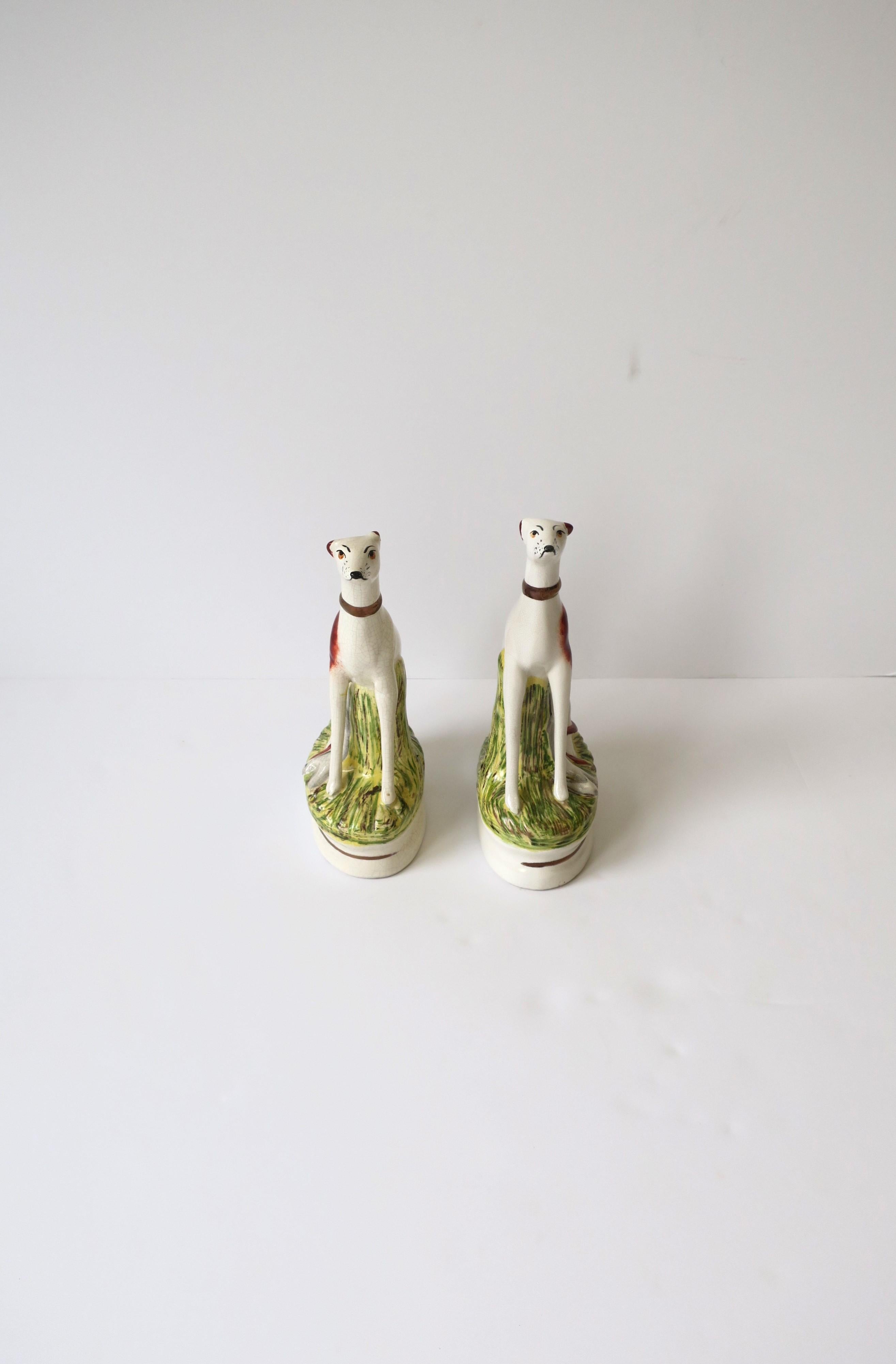 English Staffordshire Dogs Bookends or Decorative Objects, Pair 2