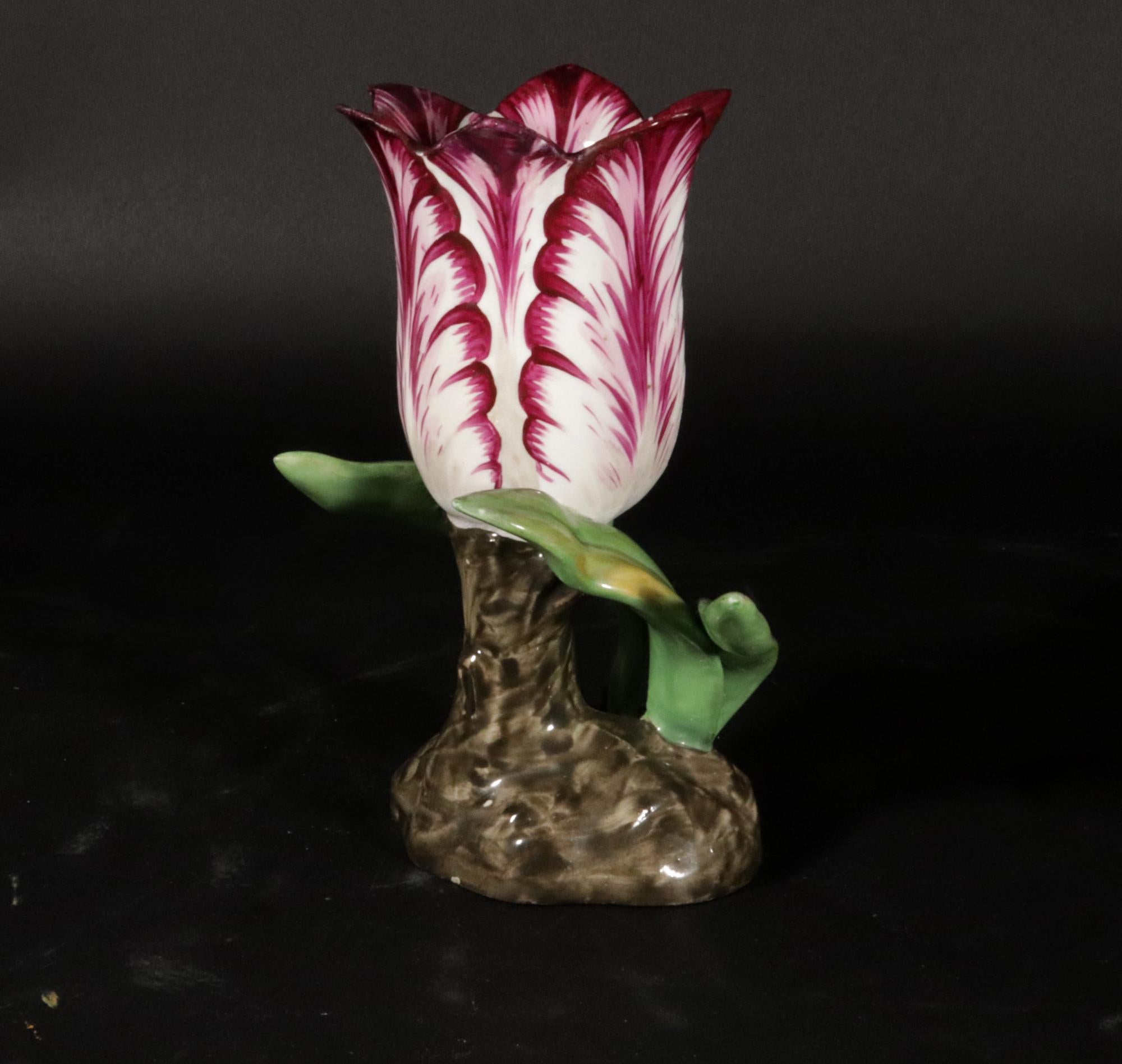 Anglais Grand vase tulipe anglais en porcelaine du Staffordshire