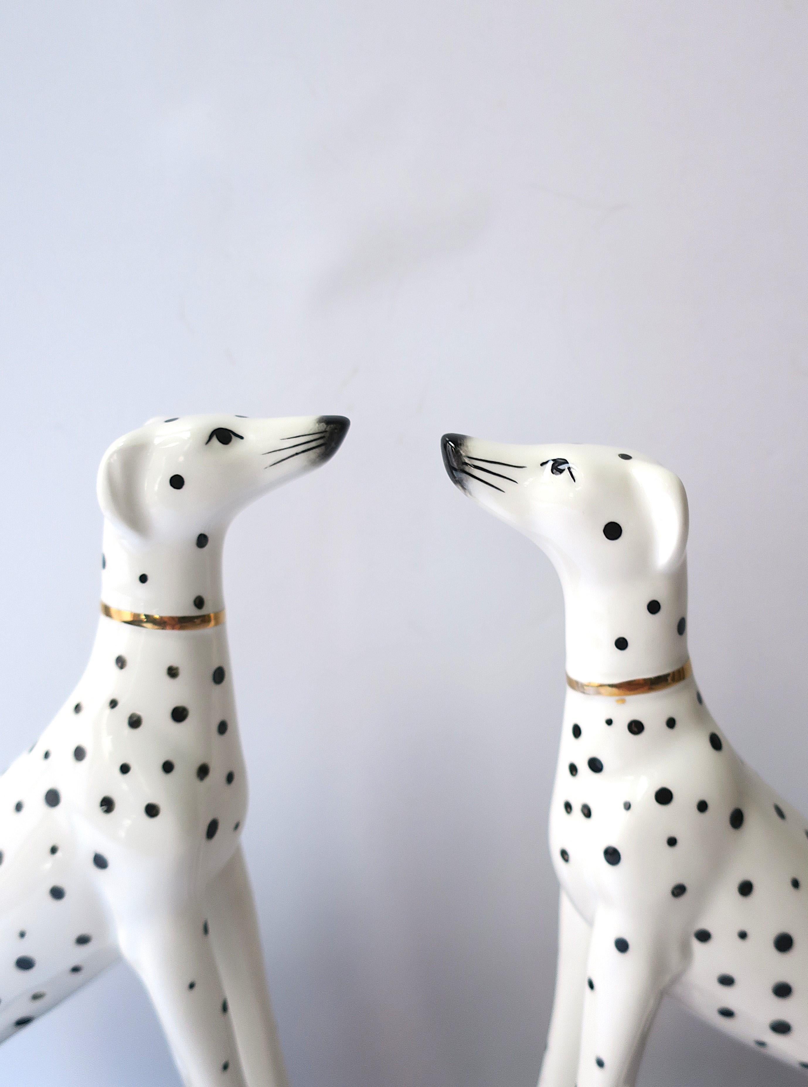English Porcelain Dogs Decorative Objects Bookends, Pair 4