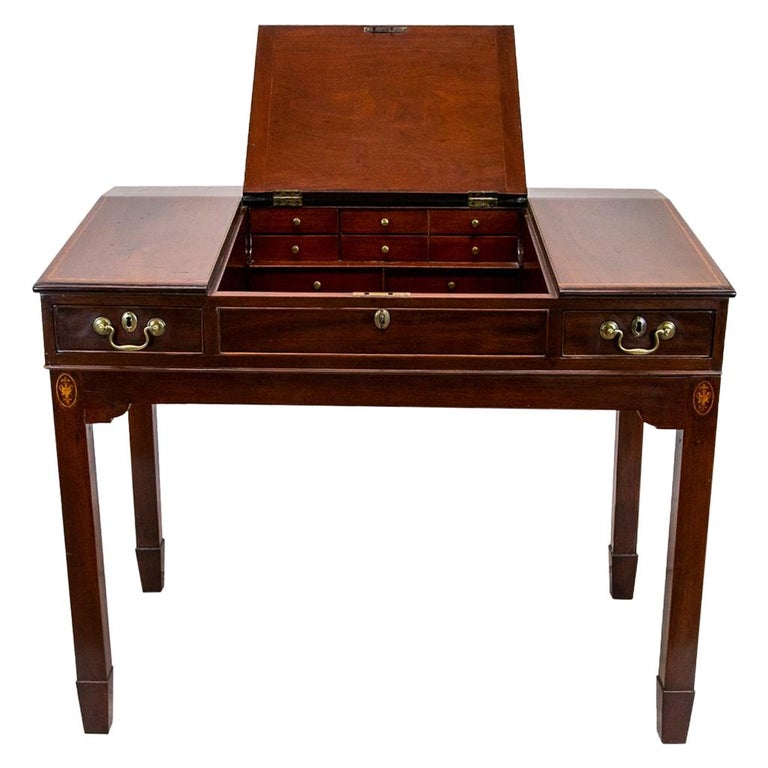 English Stand Up Desk with Lift Top For Sale at 1stDibs