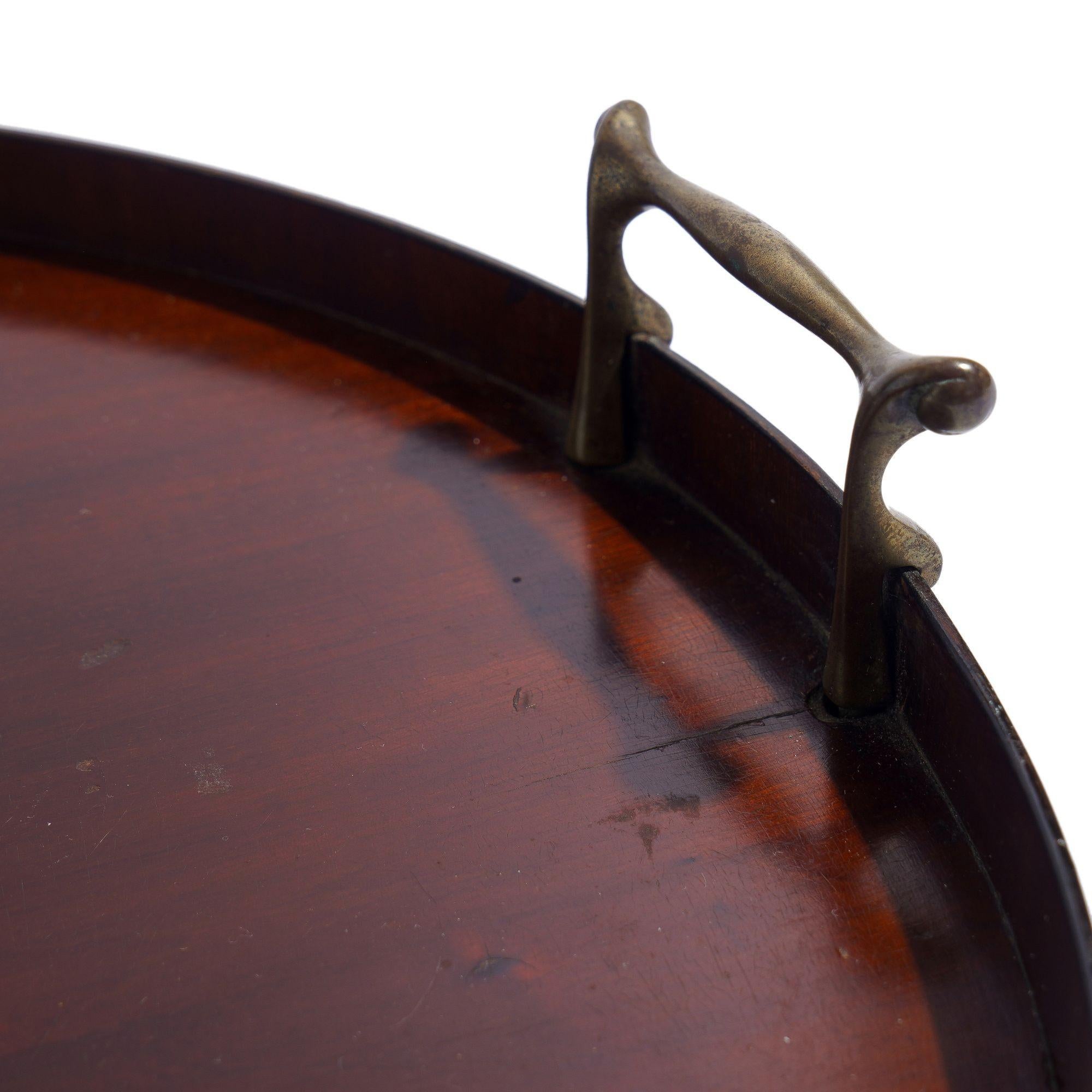 English standing rim tea tray with applied handles, 1880-1900 In Good Condition For Sale In Kenilworth, IL