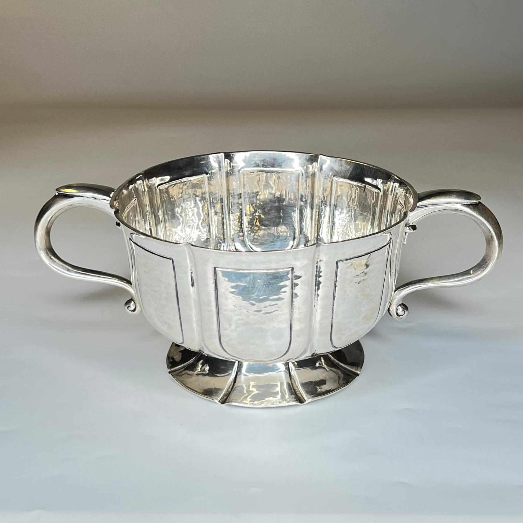 20th Century English Sterling Bowl by William Comyns London Dated 1907