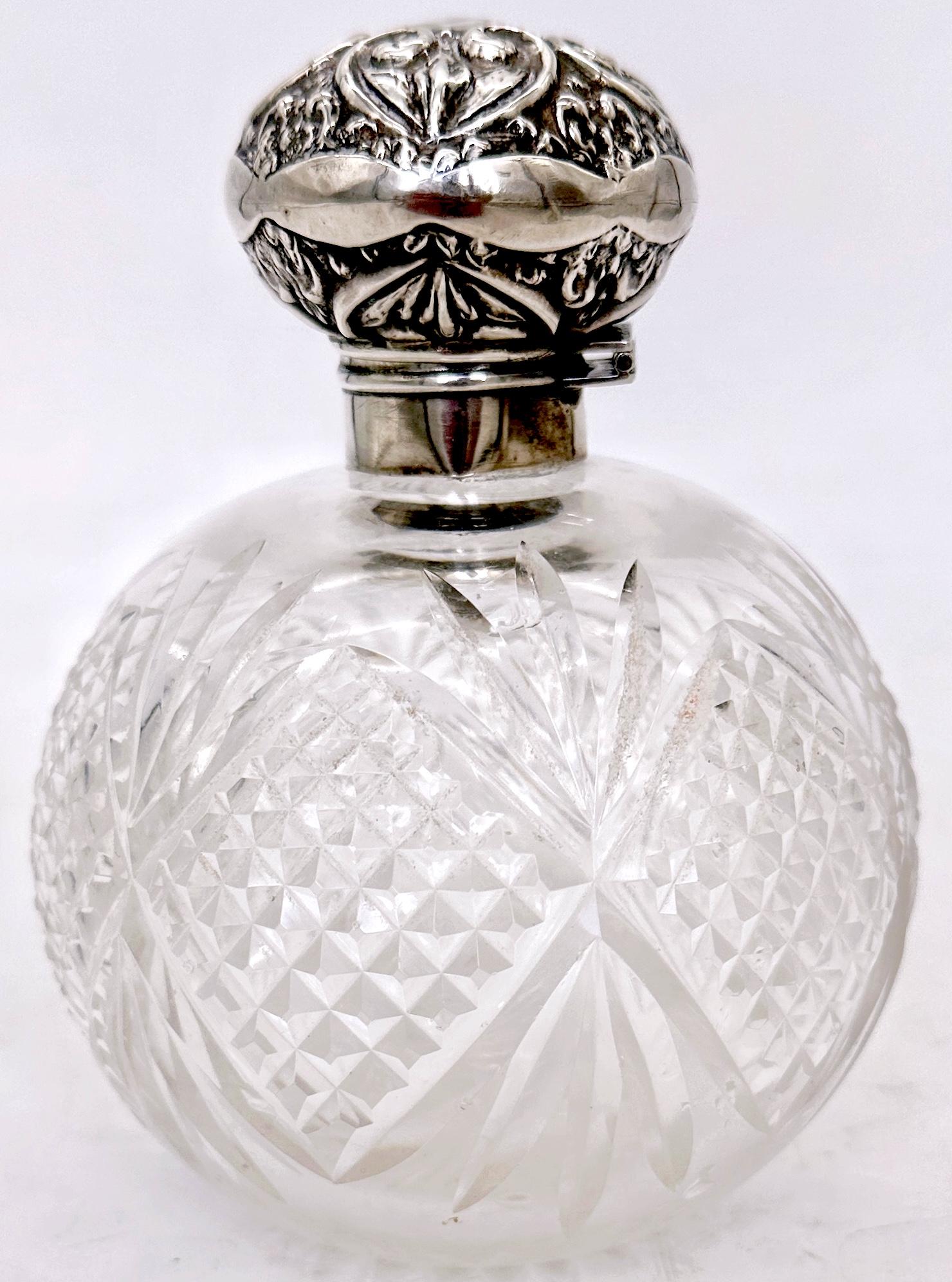 Perfume inglés de cristal tallado y esterlina, Birmingham 1905, William Dudley' en venta 9