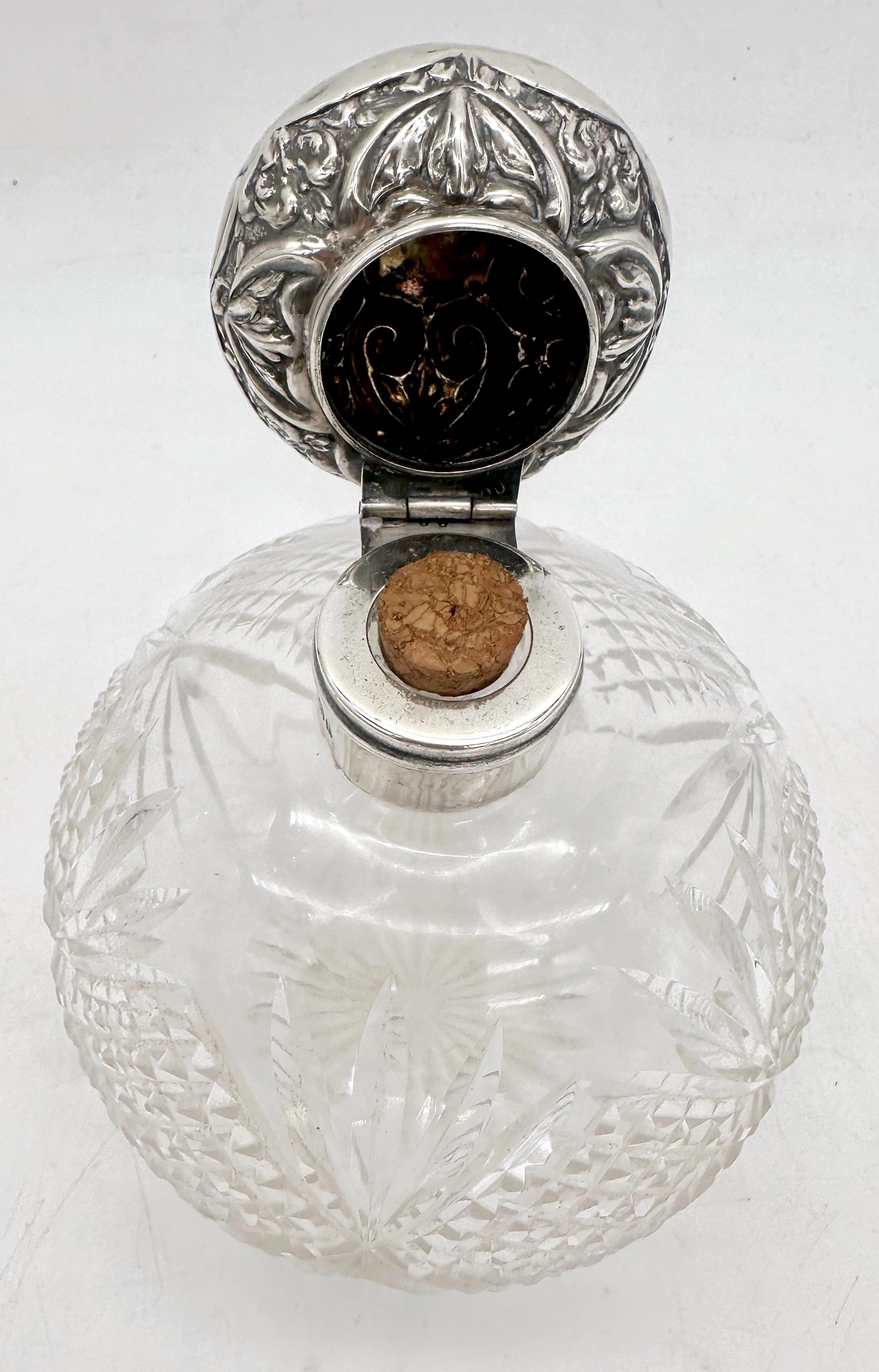 Perfume inglés de cristal tallado y esterlina, Birmingham 1905, William Dudley' en venta 1