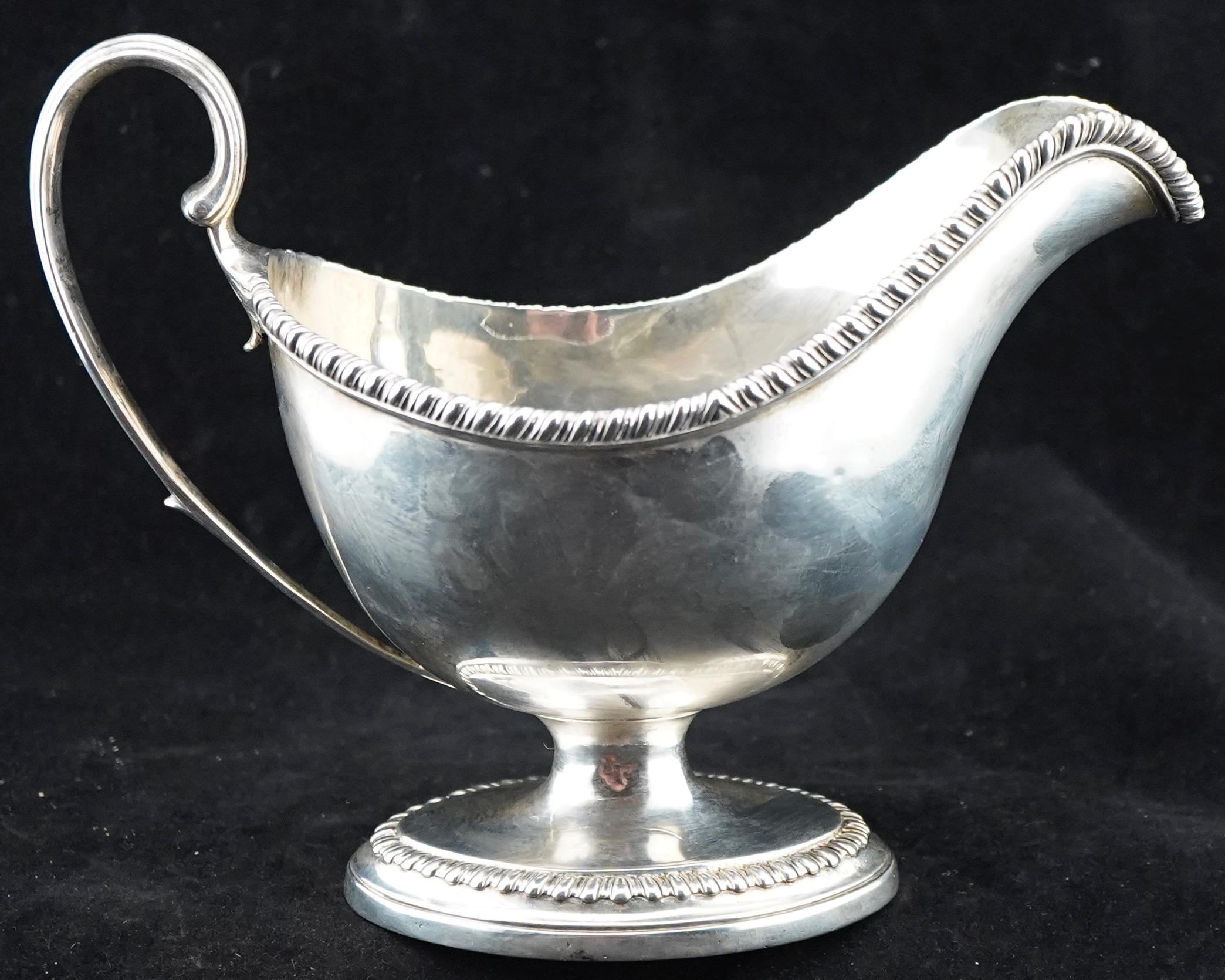 Englisch Sterling George III Sauce Boot London 1792 (George III.) im Angebot