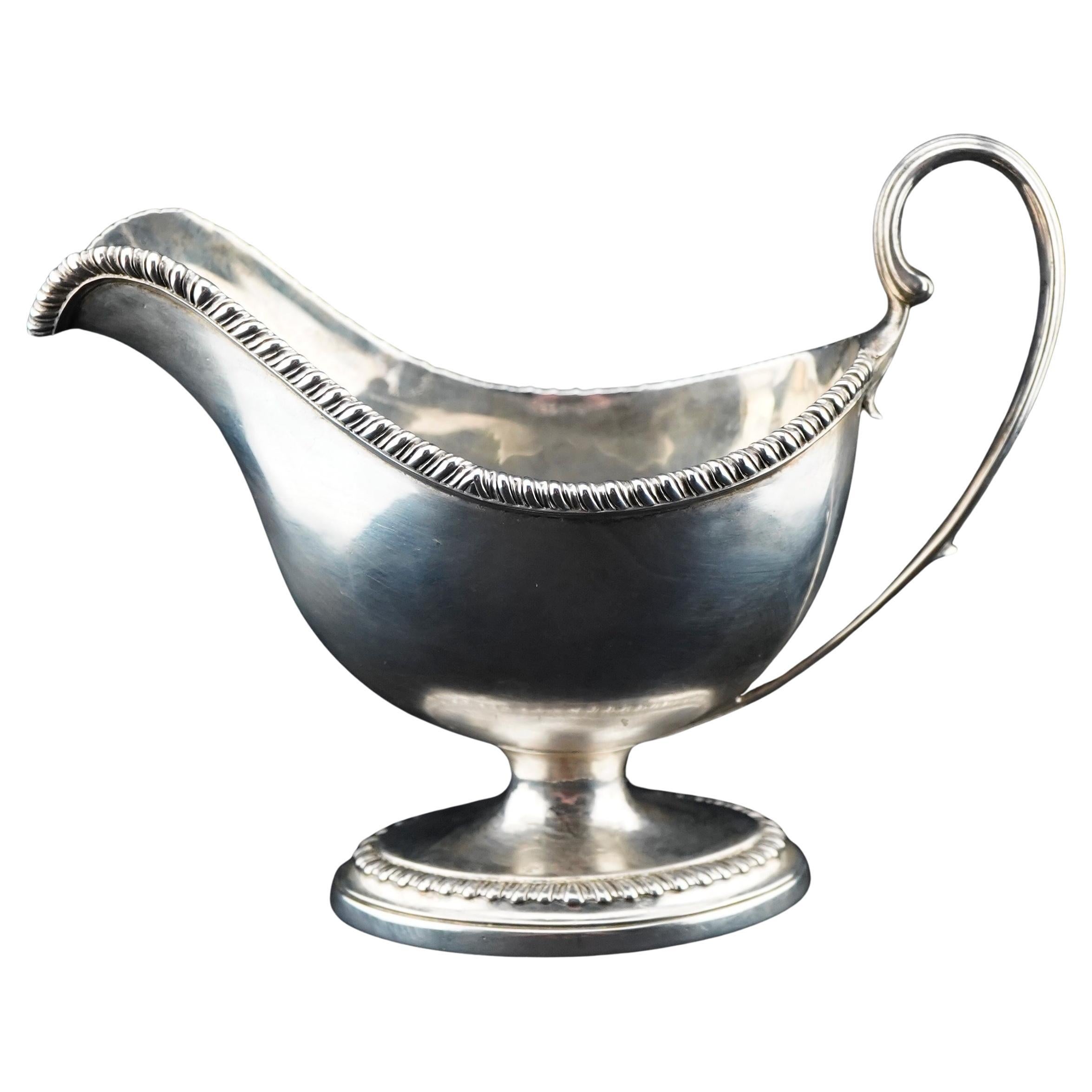 Saucière anglaise en sterling George III Londres 1792