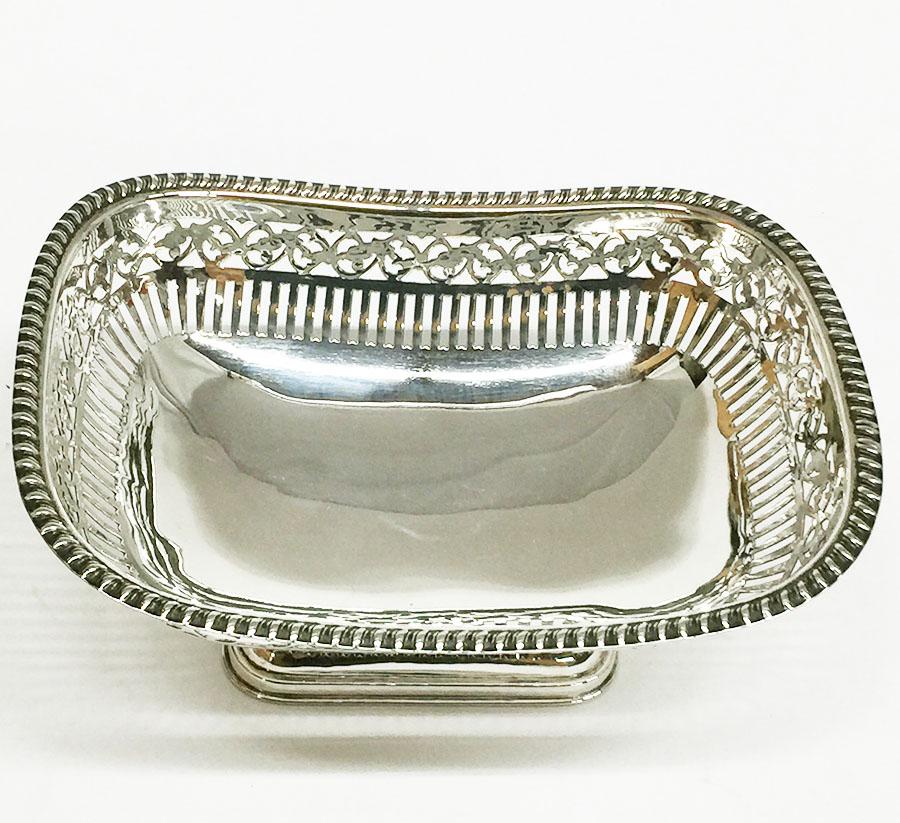 20th Century English Sterling Silver fruit basket by James Deakin & Sons, 1928 For Sale