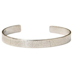 Bracelet jonc anglais en argent sterling à motif feuille