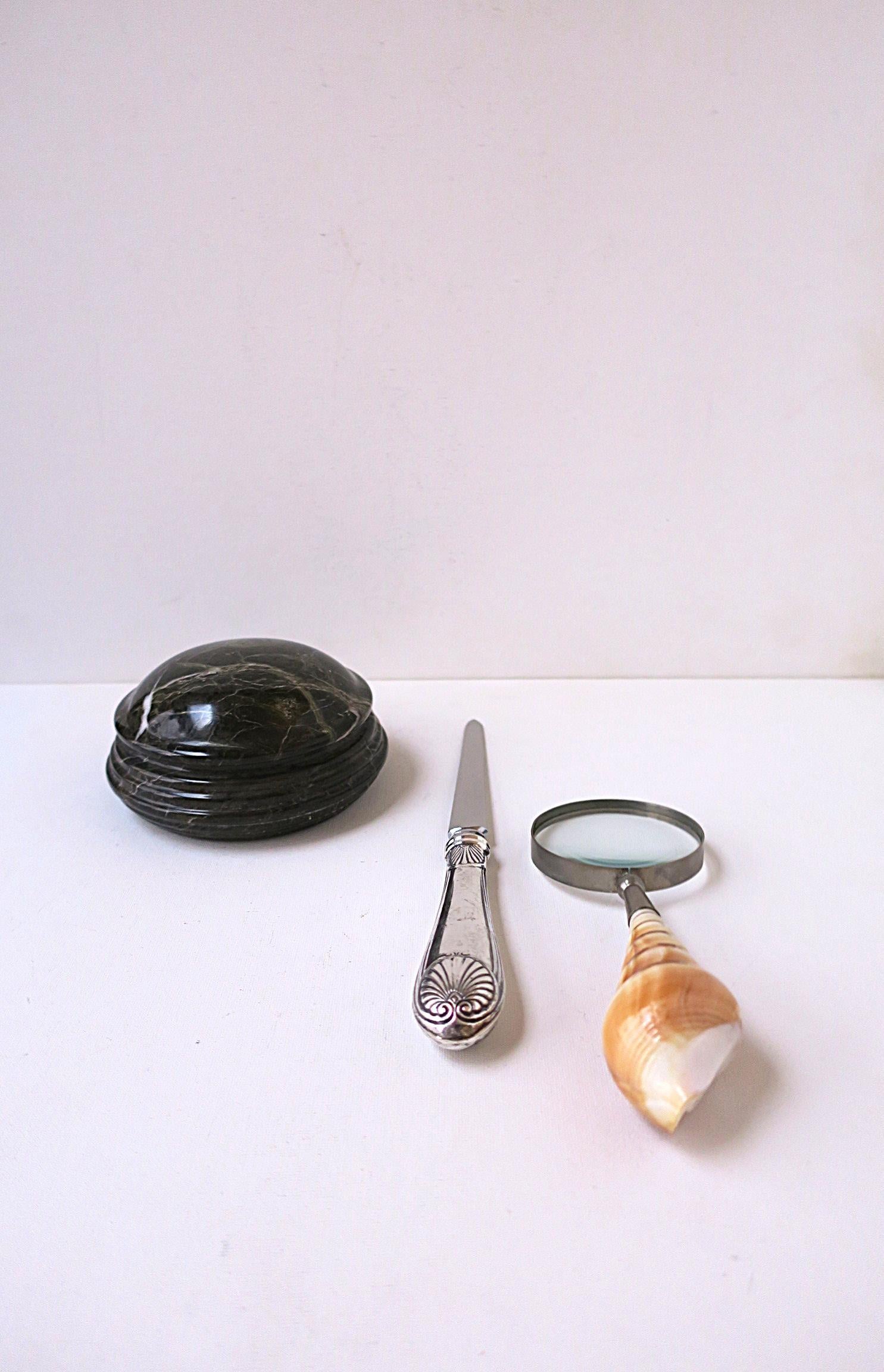 Englisch Sterling Silber Brieföffner Muschel Muschel Design Sheffield im Angebot 1