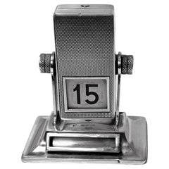 English Sterling Silver Mechanical Rotating Desk Calendar, London, 1930
