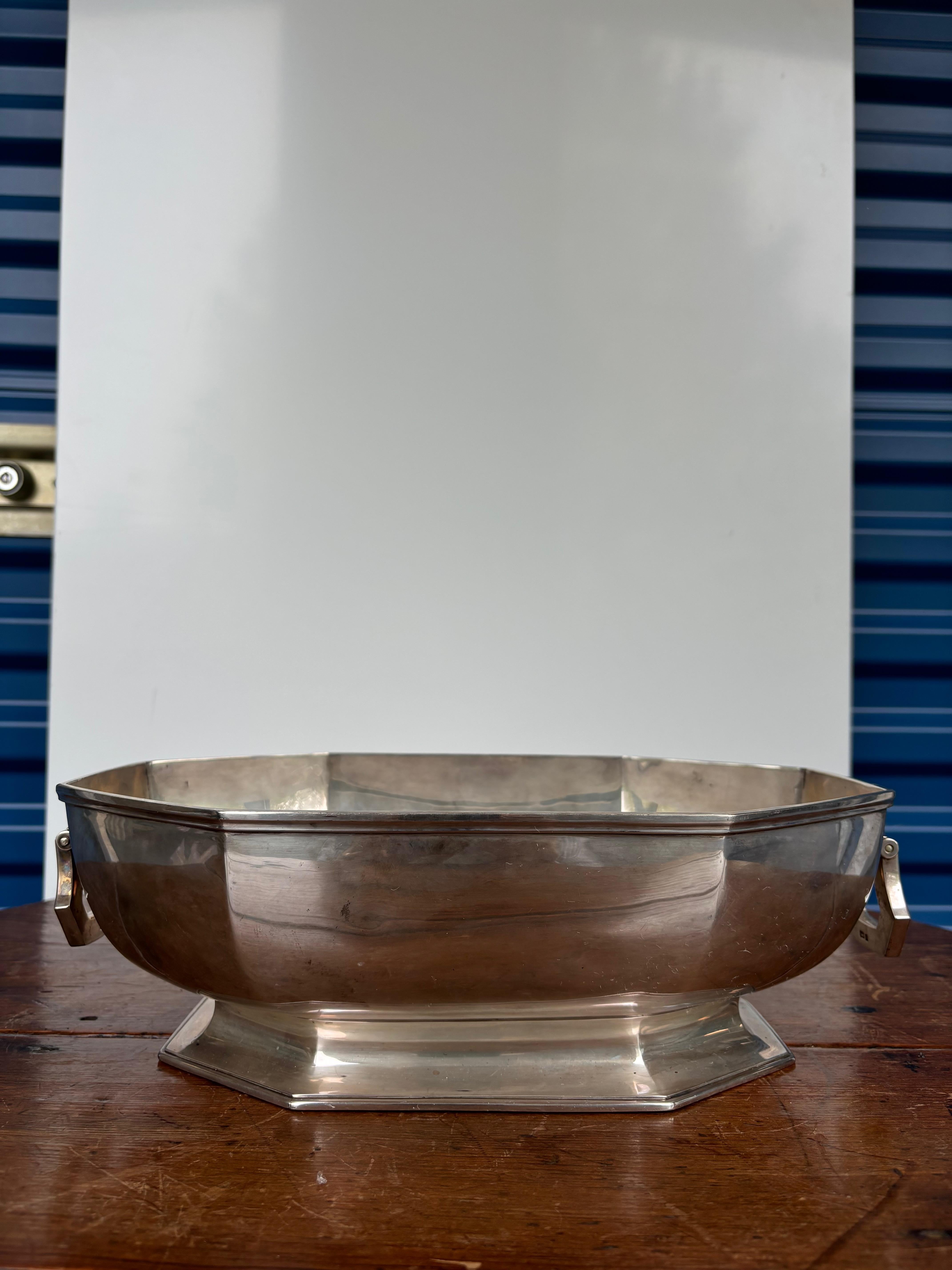 20th Century English Sterling Silver Octagonal Centerpiece Bowl by James Robinson, 20th C. For Sale